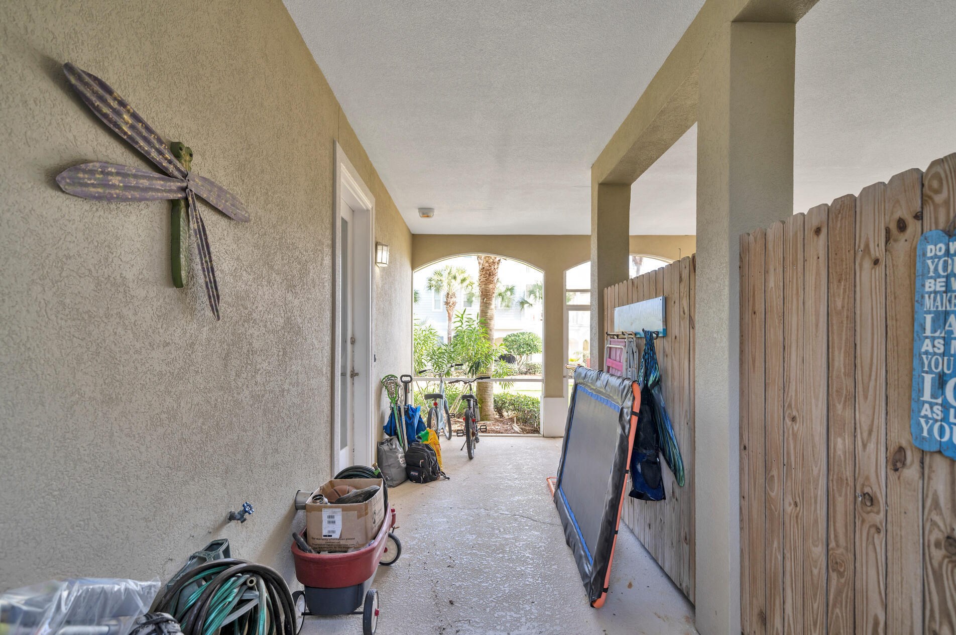 60 Blue Crab Loop, Panama City FL 32413-6154 exterior