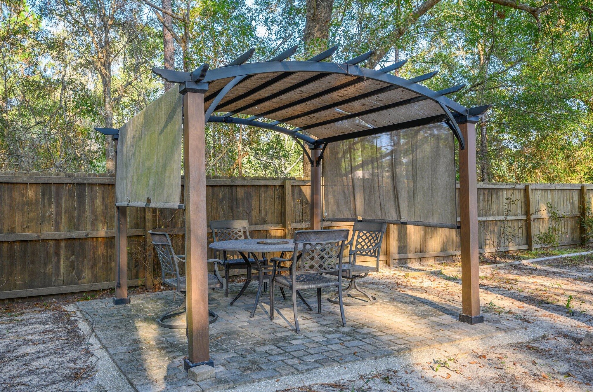 107 Shell Dr, Crestview FL  32536-9557 exterior