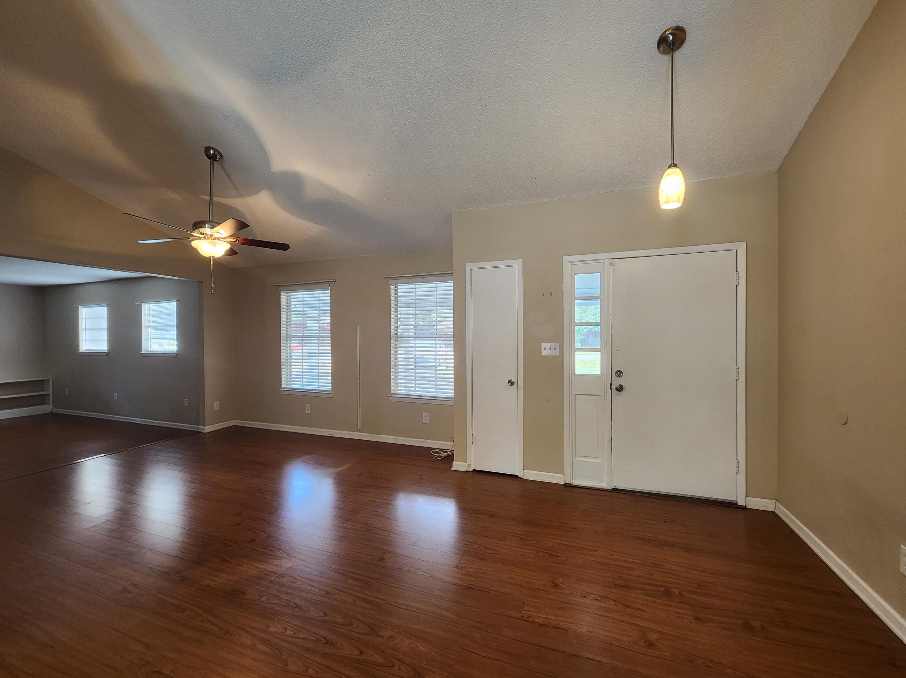 1038 37th St, Niceville, FL 32578