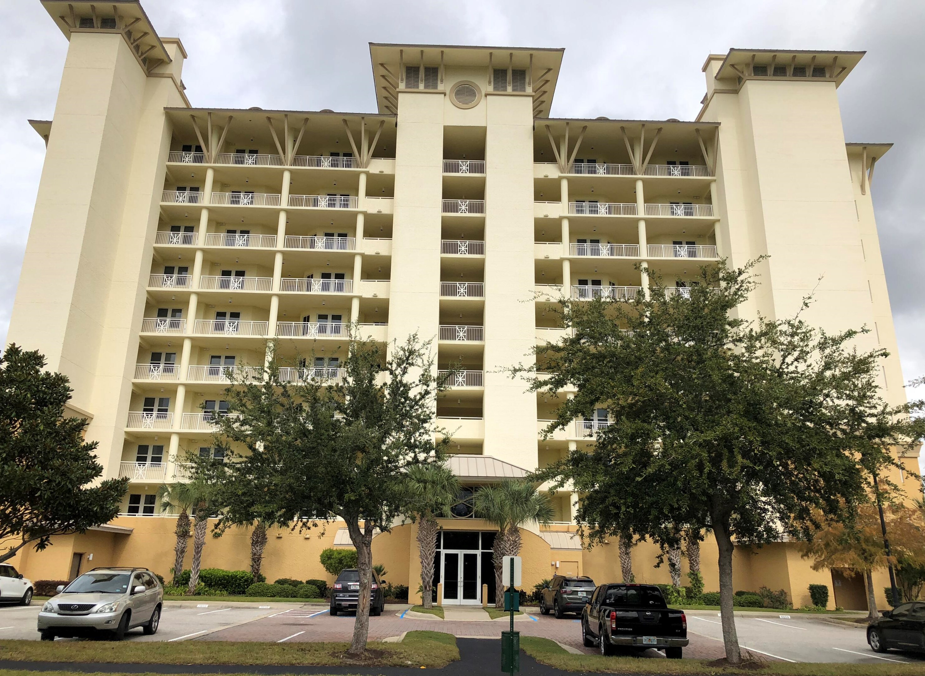 608 Lost Key Dr #802-c, Pensacola, FL 32507