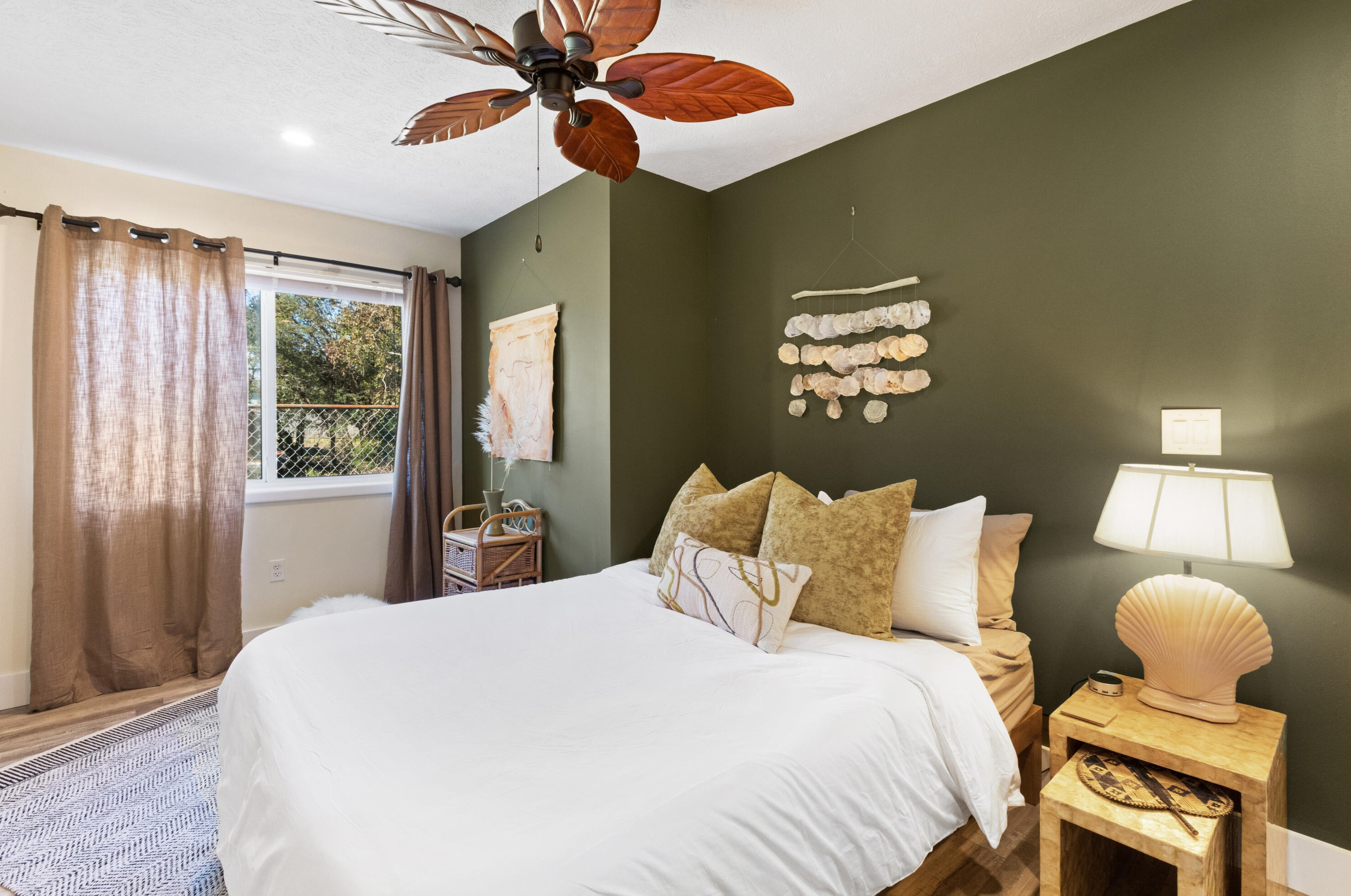 21516 Dolphin Ave, Panama City FL  32413-3303 exterior