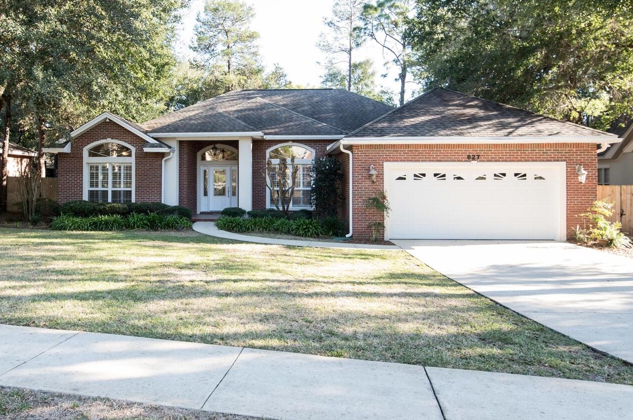 827 Coldwater Creek Cir, Niceville, FL 32578