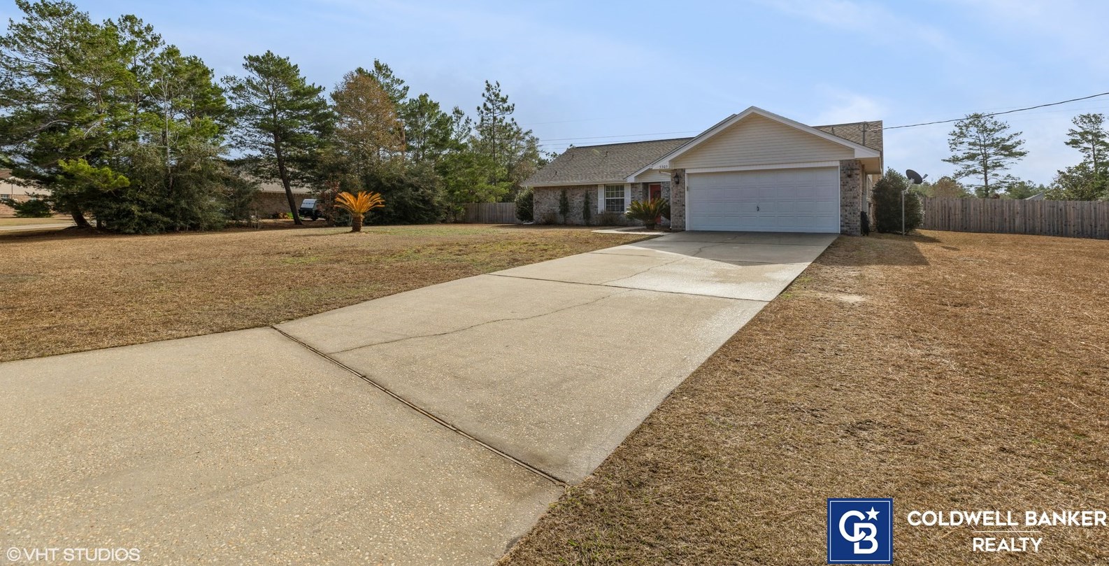 5305 Ten Point Dr, Crestview, FL 32539-7828