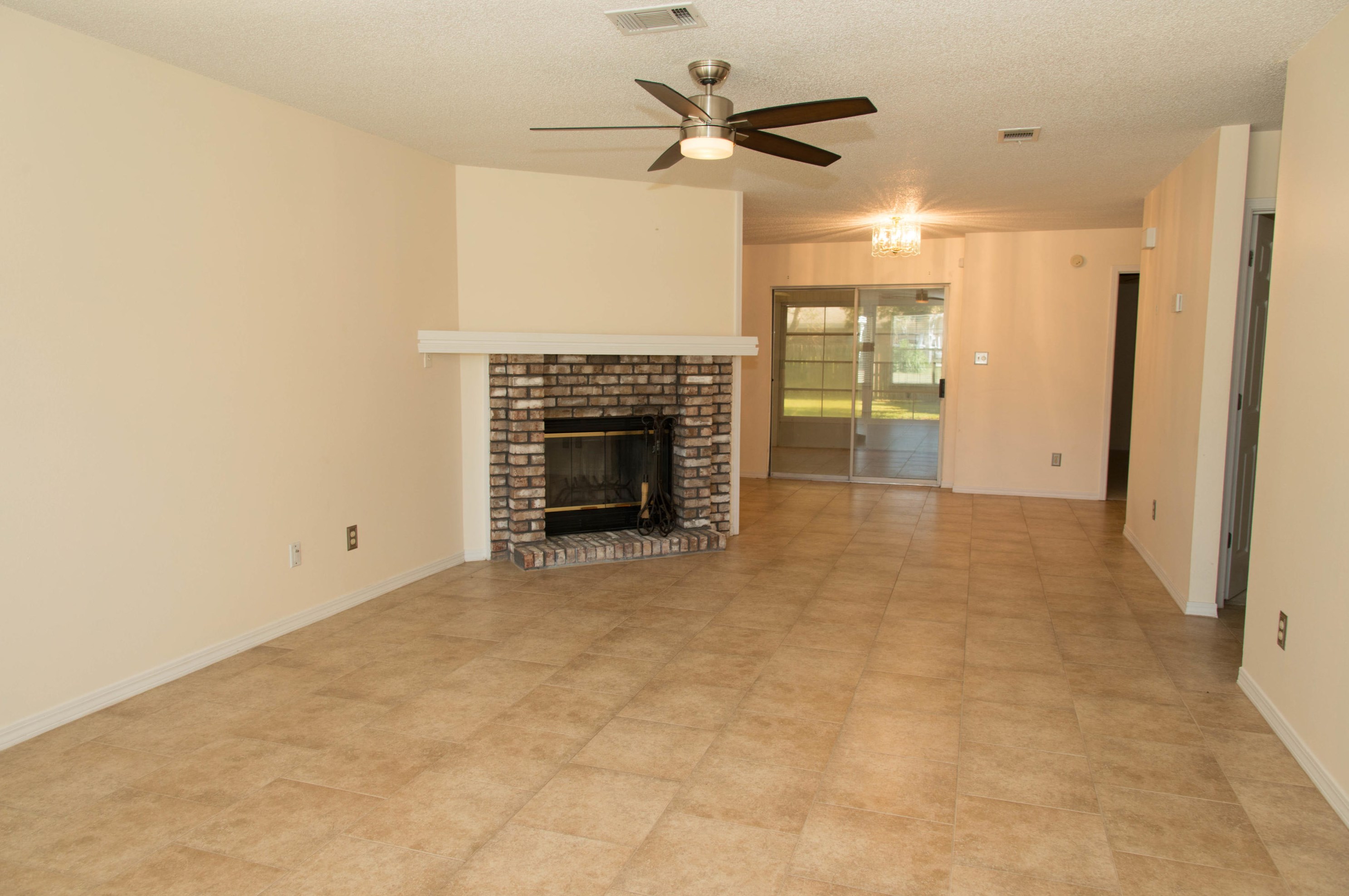 143 Palmetto Ave, Mary Esther, FL 32569