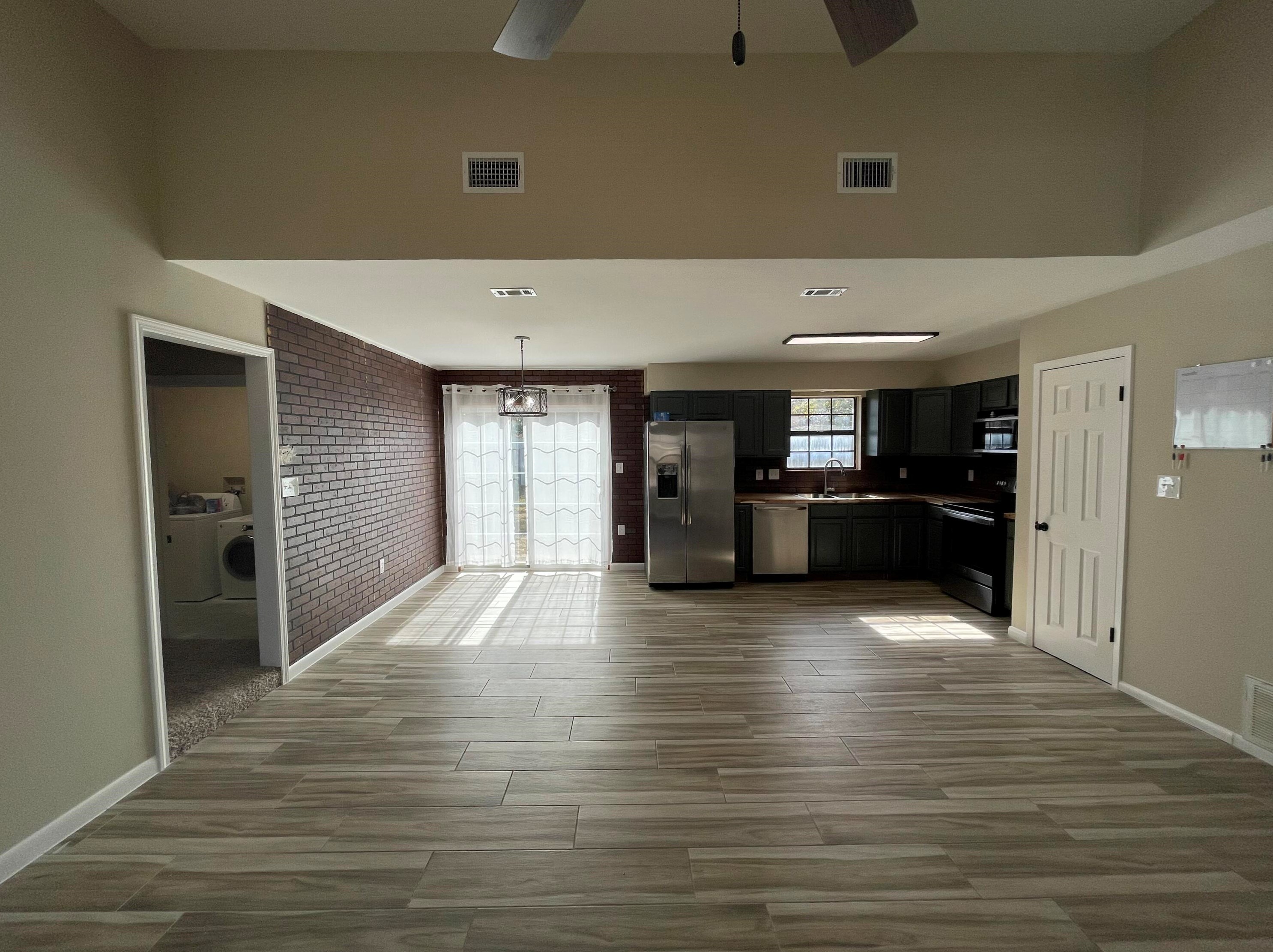 212 Grand Prix Dr, Crestview, FL 32536