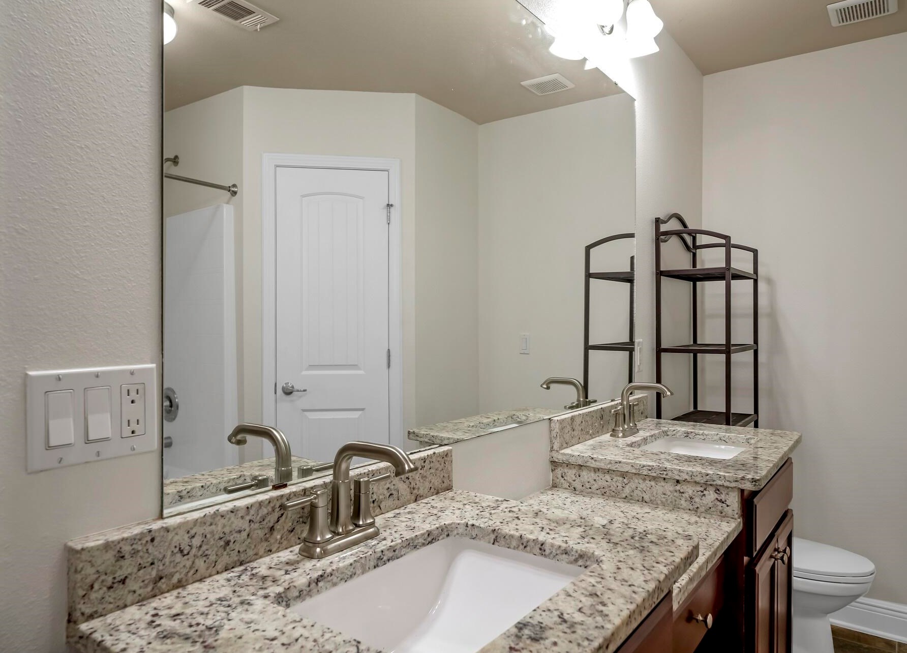 125 Bronze Cir, Crestview FL  32539-4365 exterior
