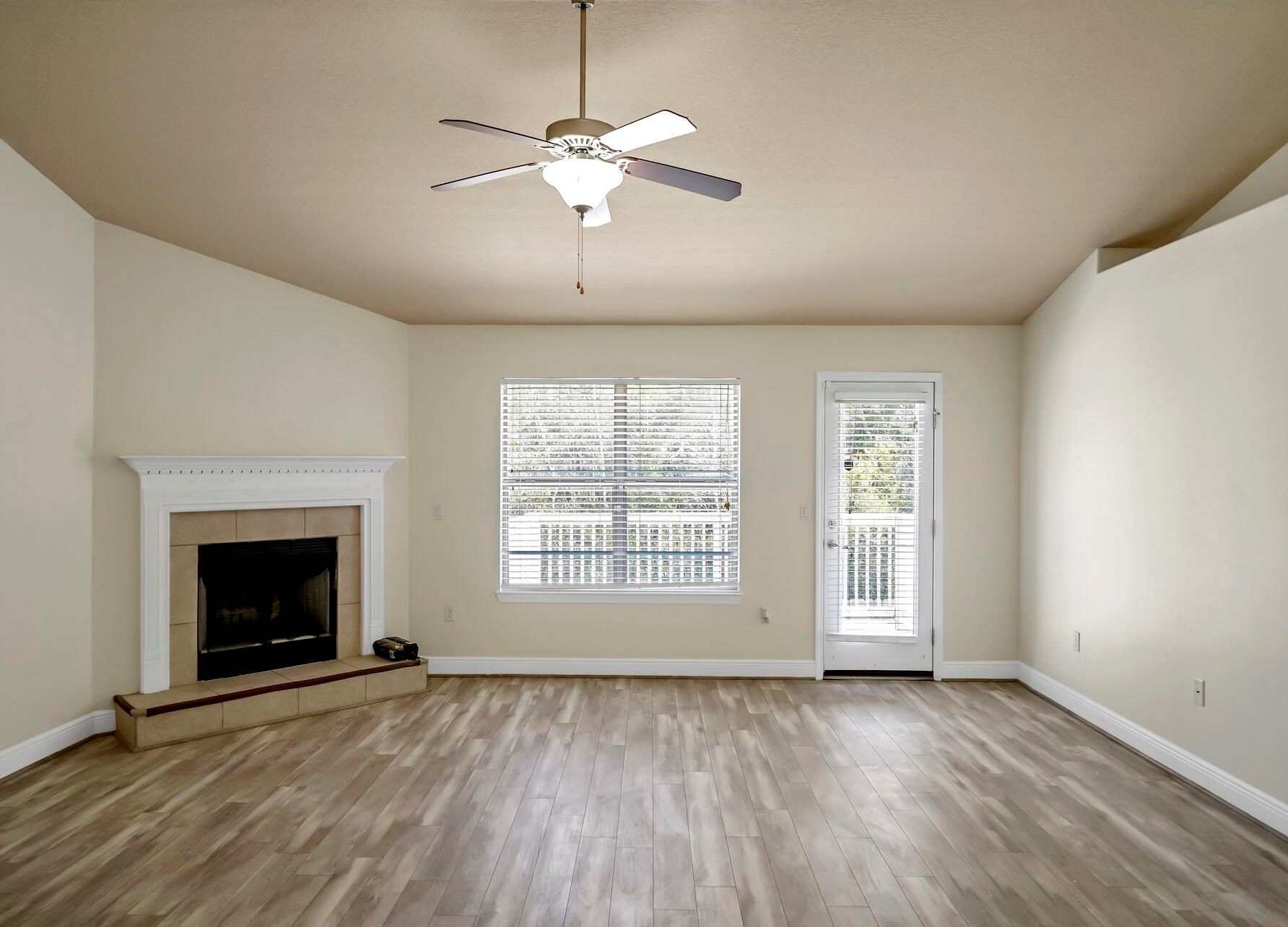 125 Bronze Cir, Crestview FL  32539-4365 exterior