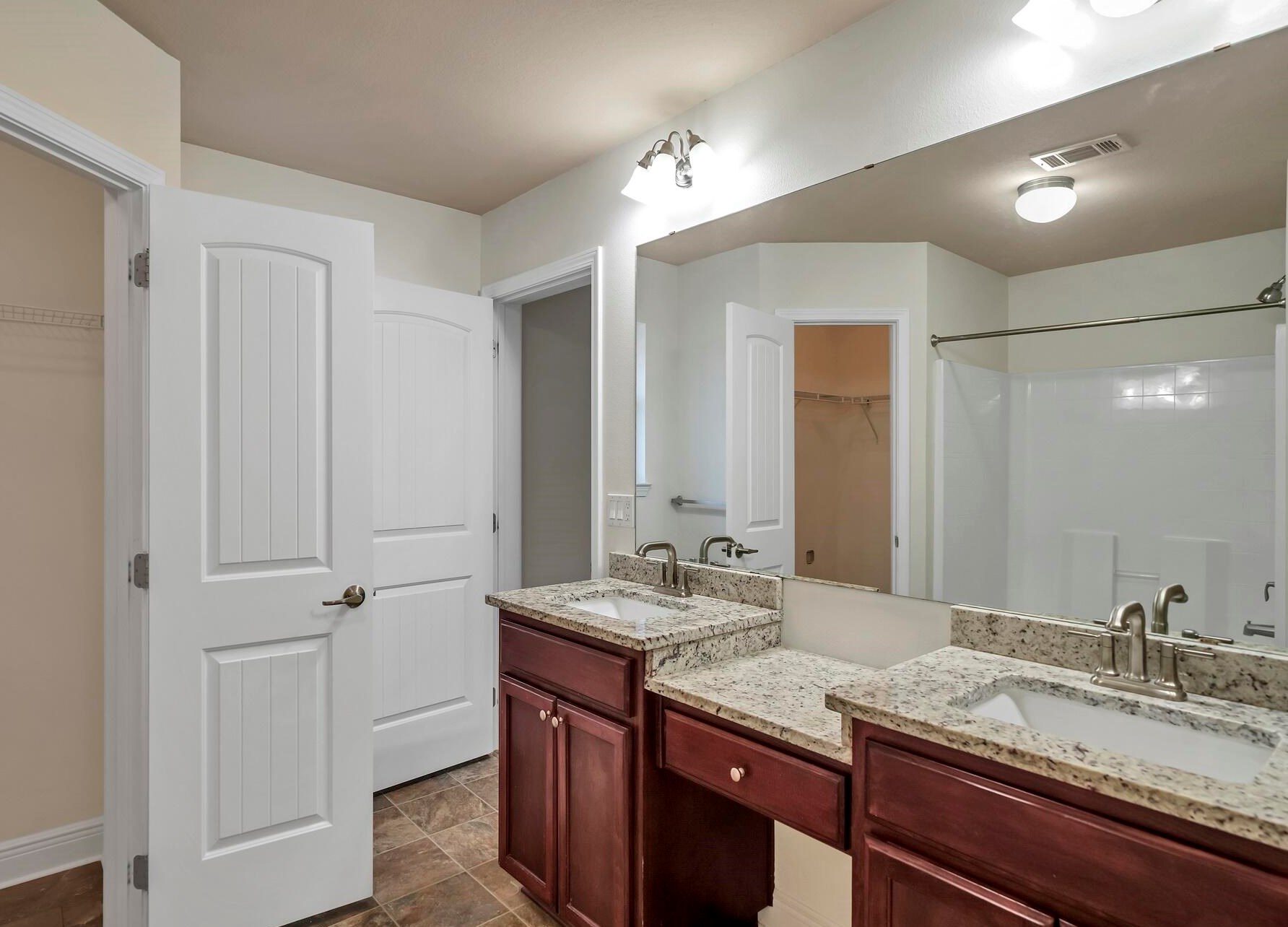 125 Bronze Cir, Crestview FL  32539-4365 exterior