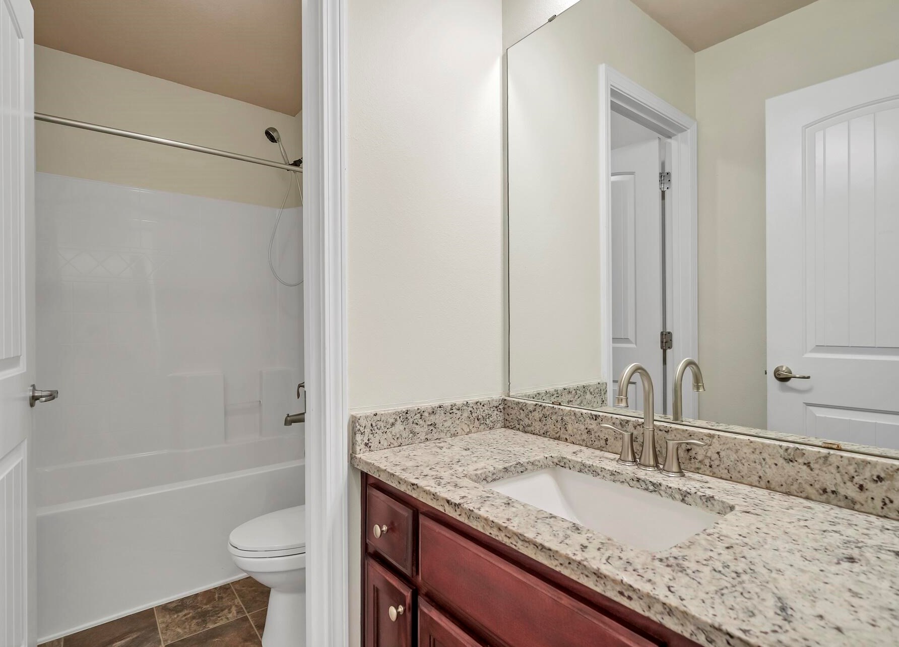 125 Bronze Cir, Crestview FL  32539-4365 exterior