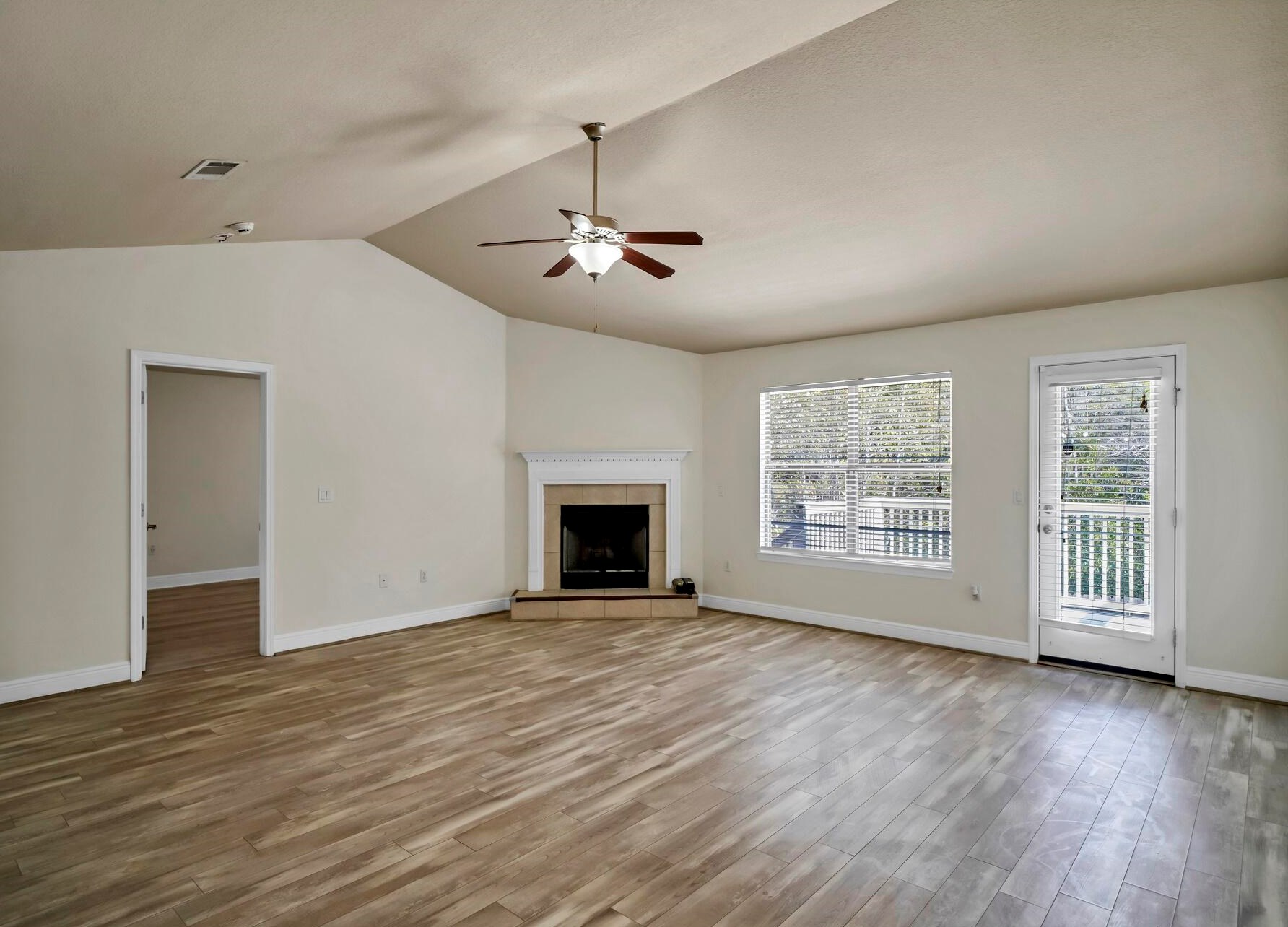 125 Bronze Cir, Crestview FL  32539-4365 exterior
