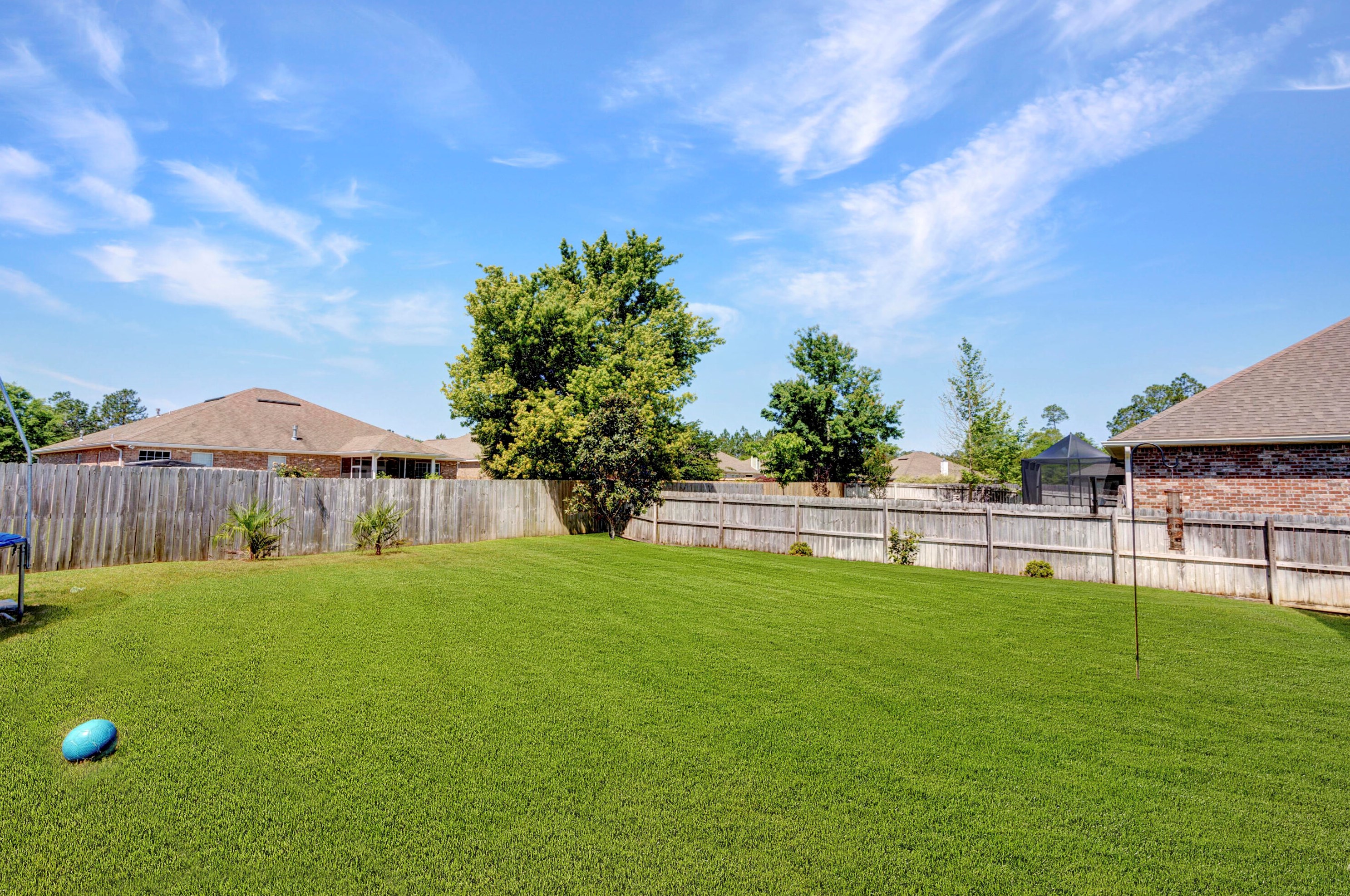 107 Alicia Dr, Crestview FL  32536-5297 exterior