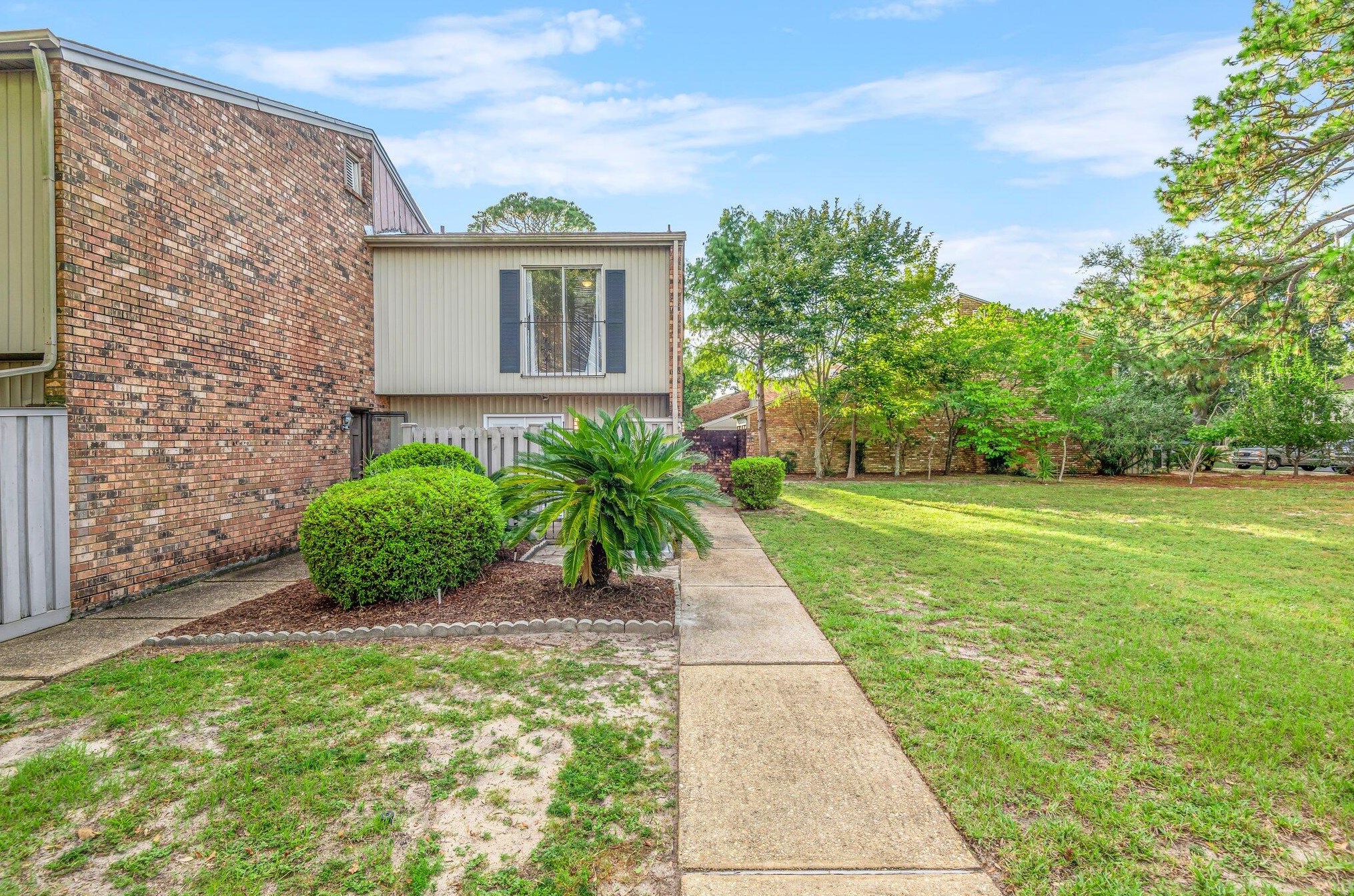 4829 Huron Dr, Pensacola, FL 32507