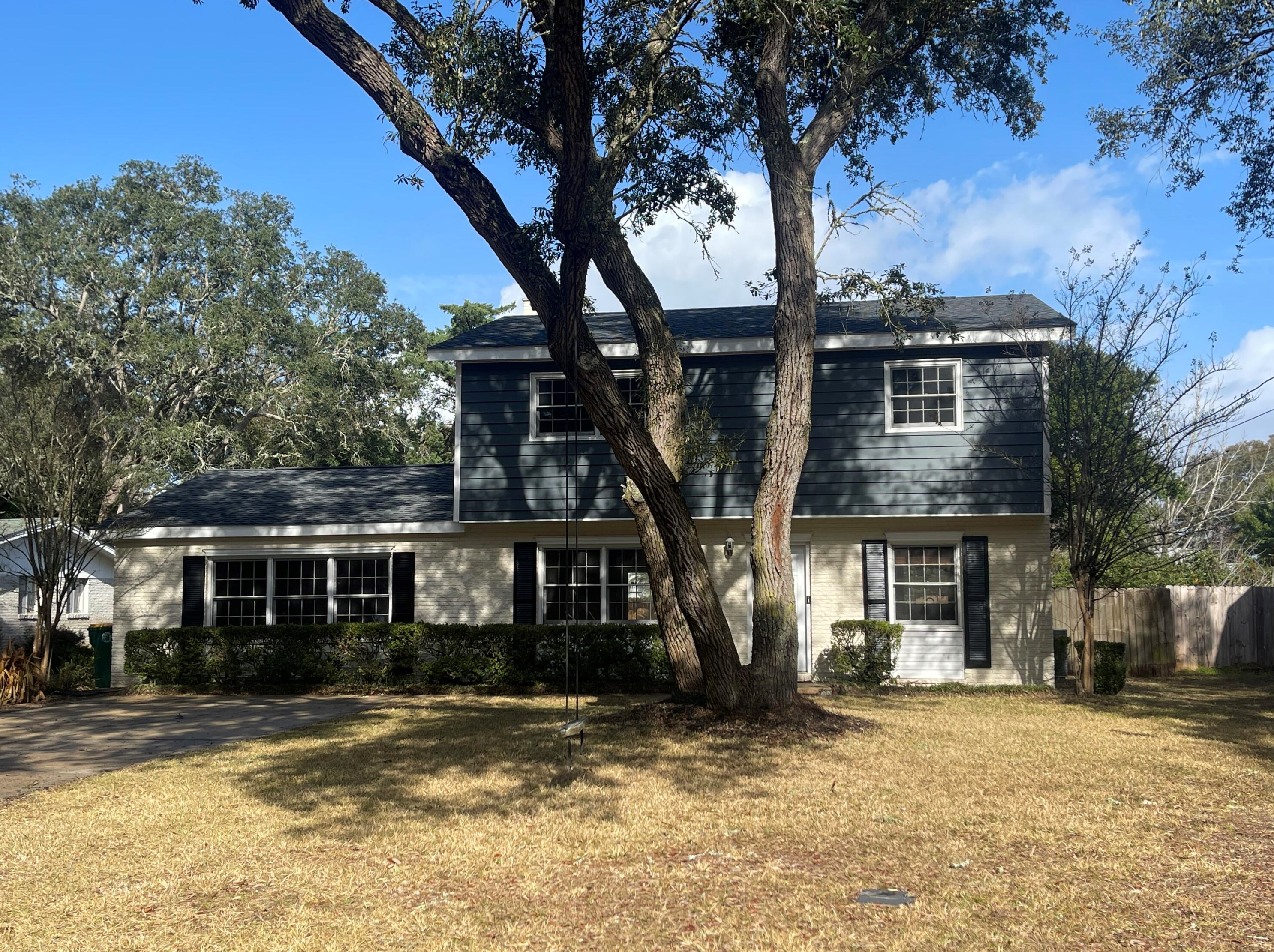74 Meigs Dr, Shalimar, FL 32579