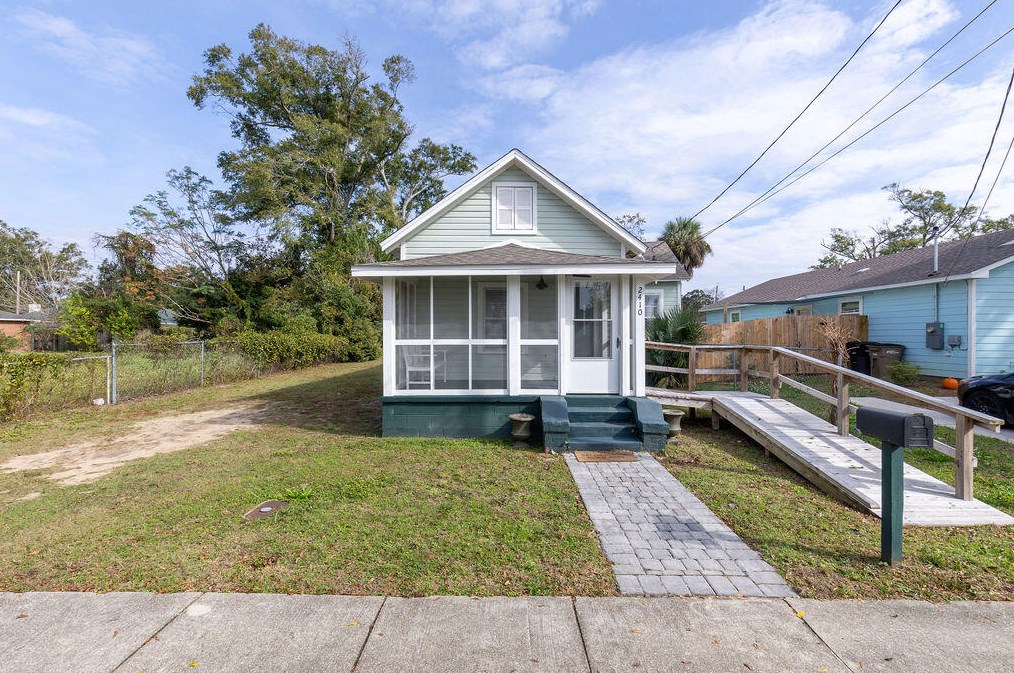 2410 N 6th Ave N, Pensacola, FL 32503