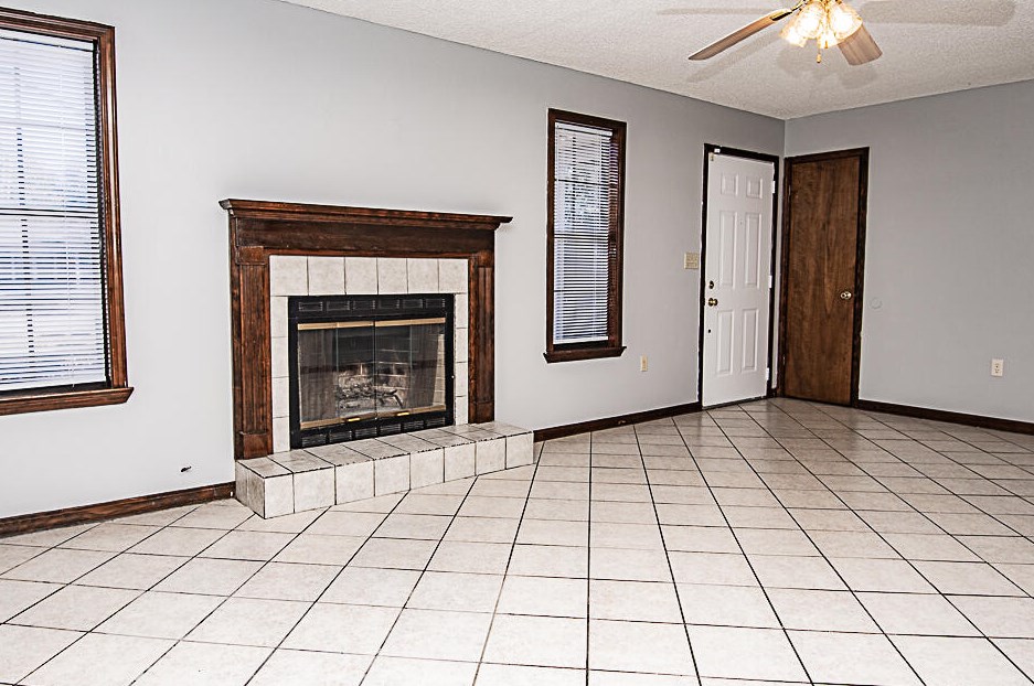 116 Walker Cir, Crestview FL  32539-8376 exterior