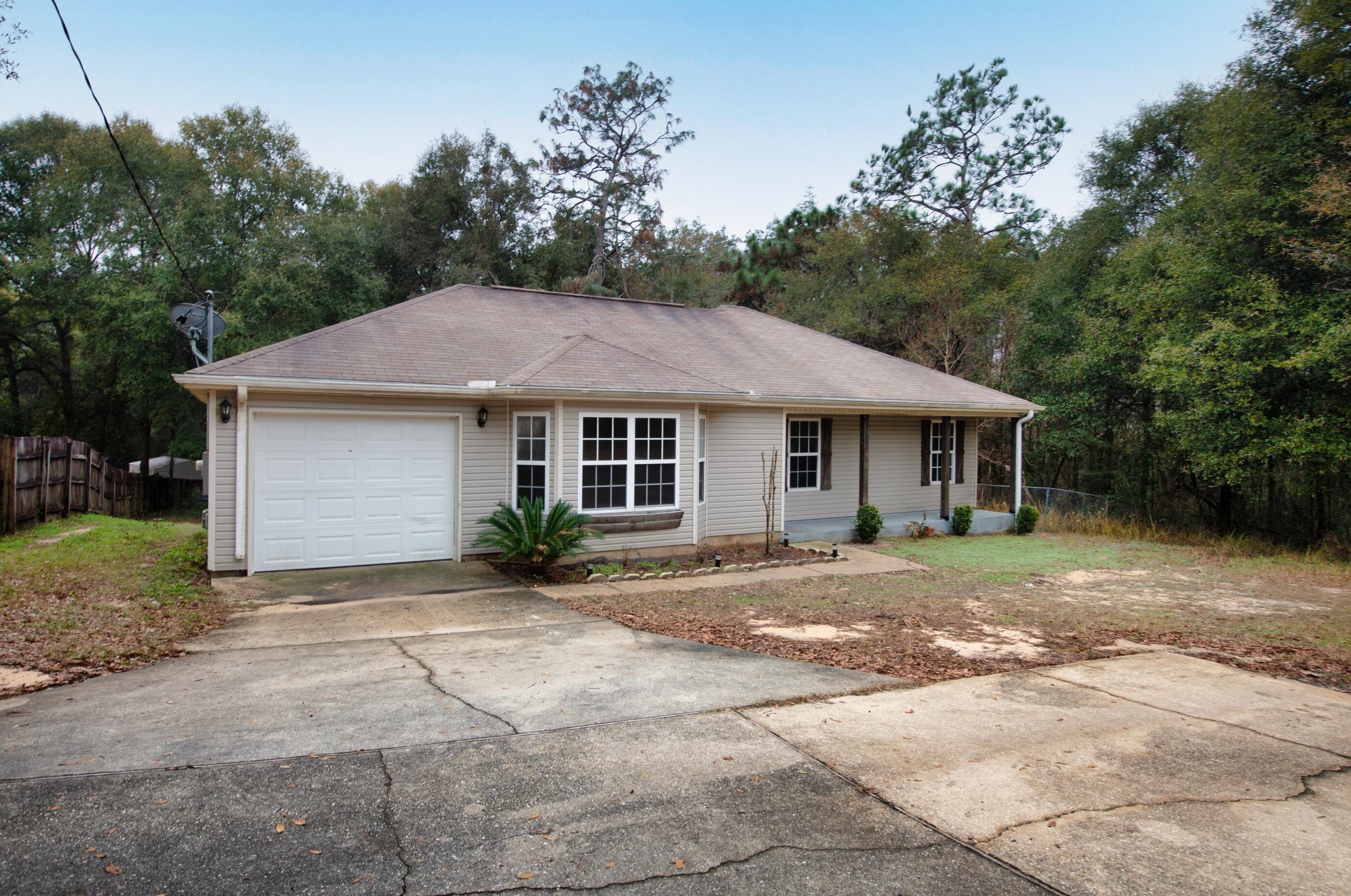 466 Stillwell Blvd, Crestview, FL 32539-8926