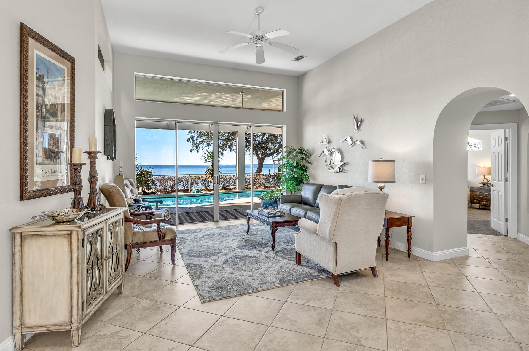 203 Baywind Dr, Niceville, FL 32578-4803