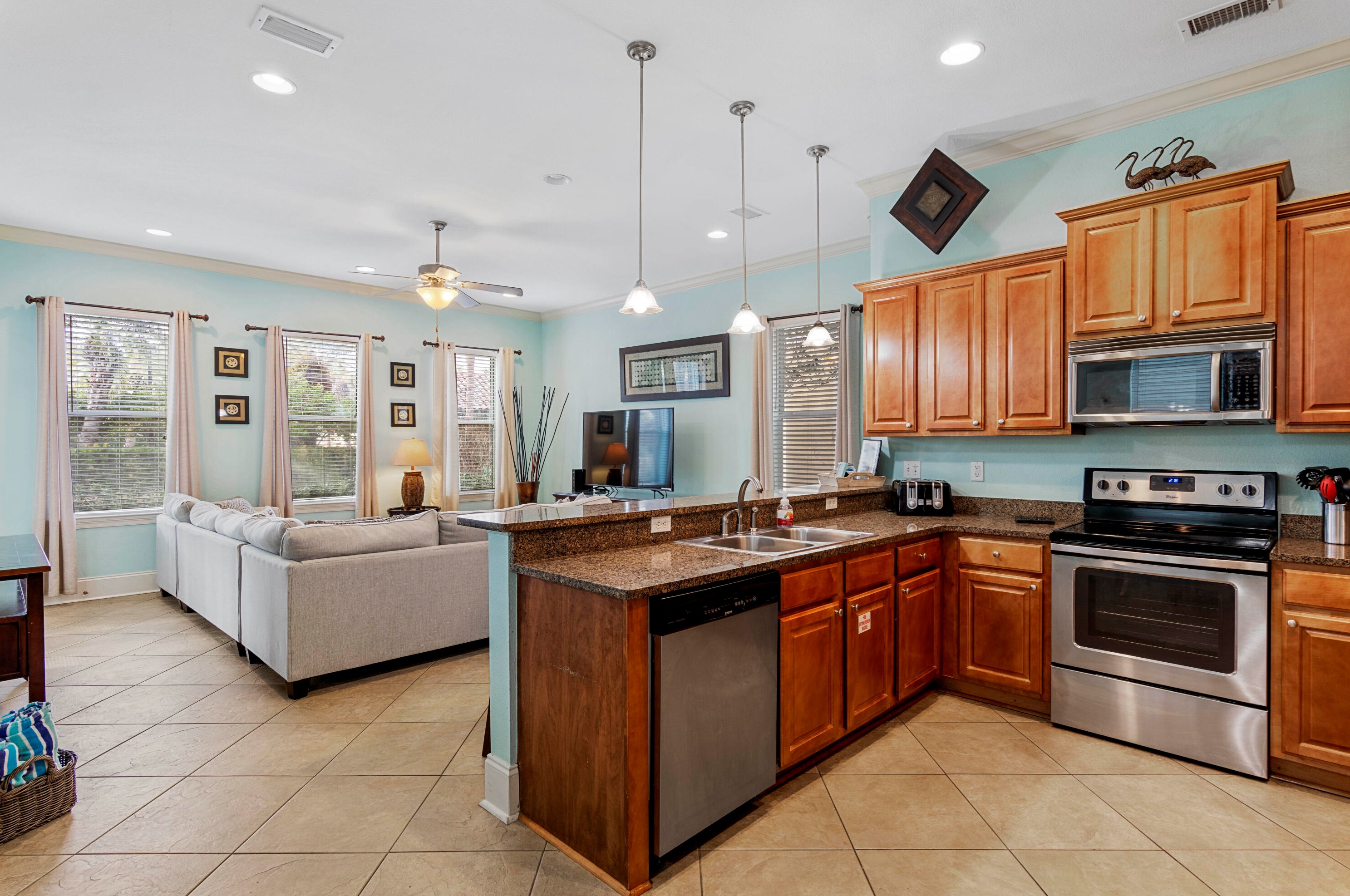 225 Grand Key Loop, Destin FL exterior