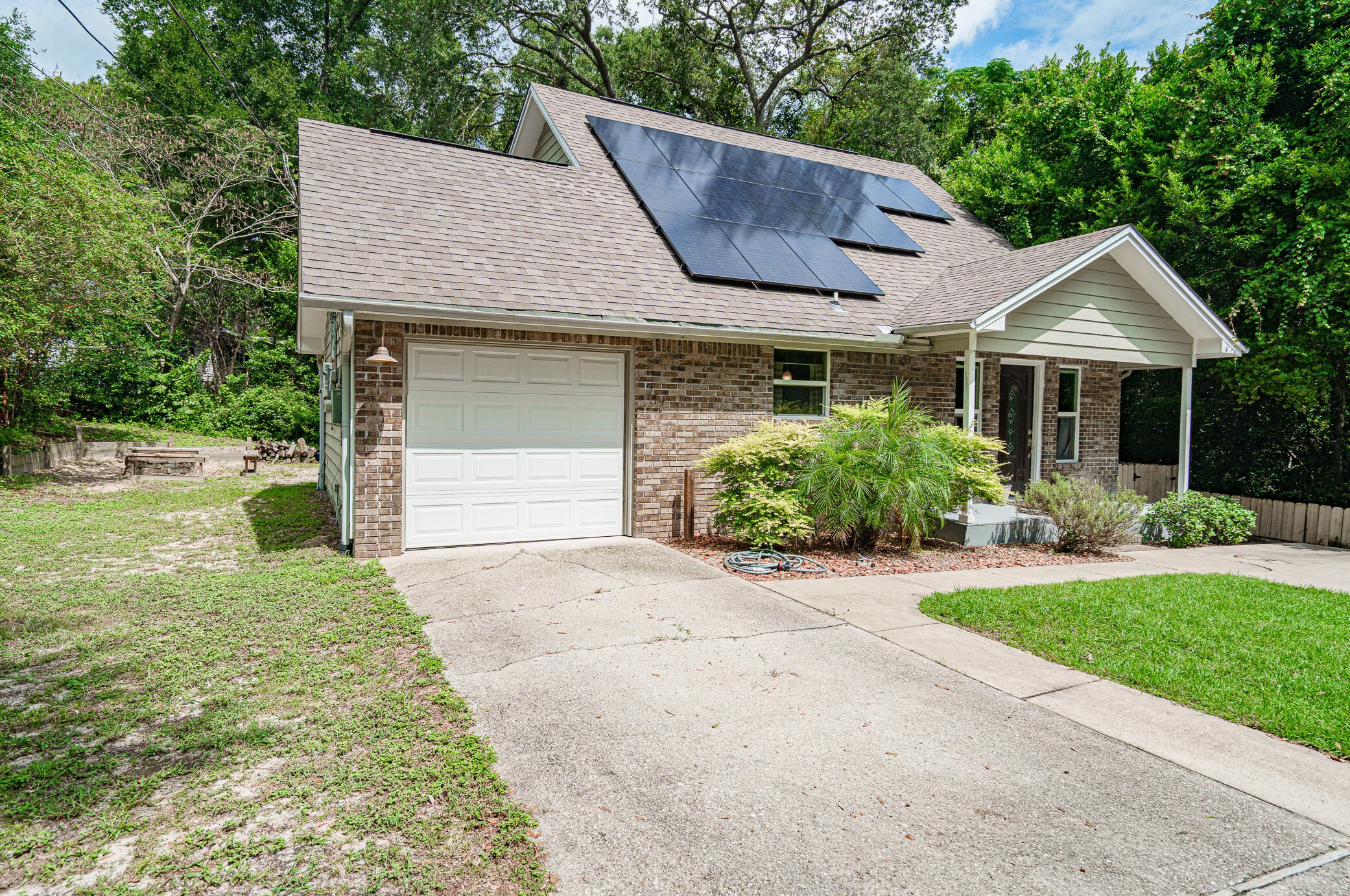 717 29th St, Niceville FL  32578-2559 exterior