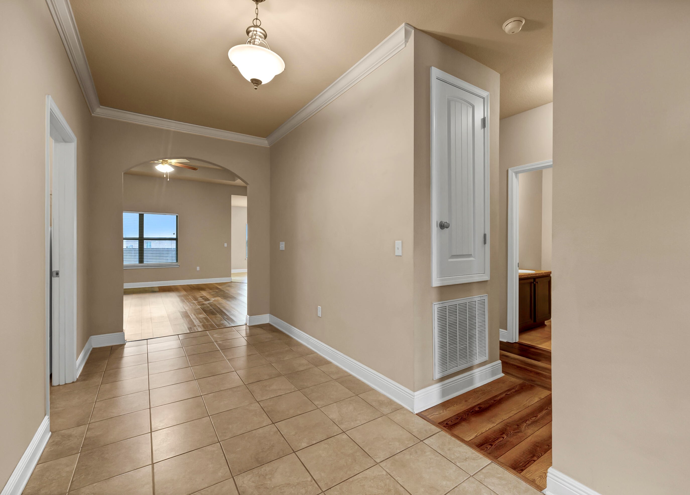 3574 Autumn Woods Dr, Crestview, FL 32539-5441