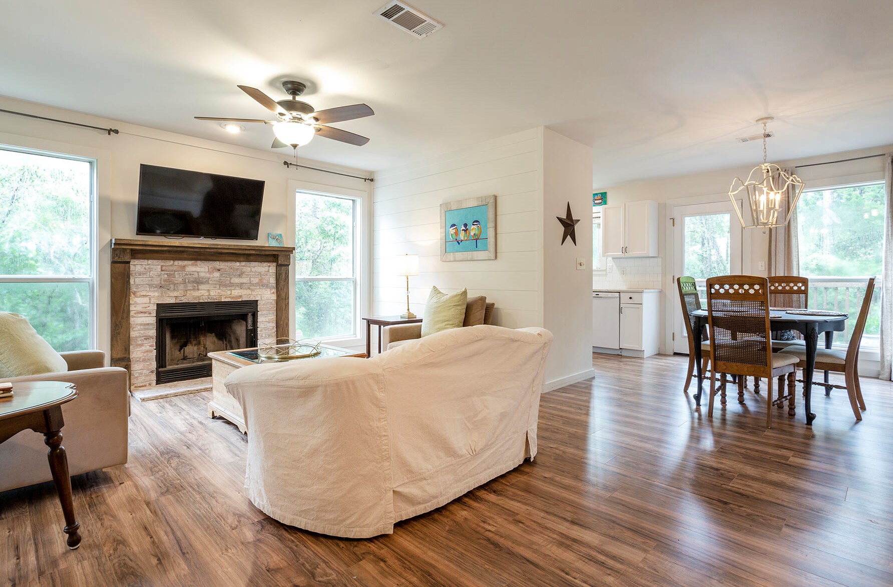 140 E Wild Blueberry Way E, Santa Rosa Beach, FL 32459