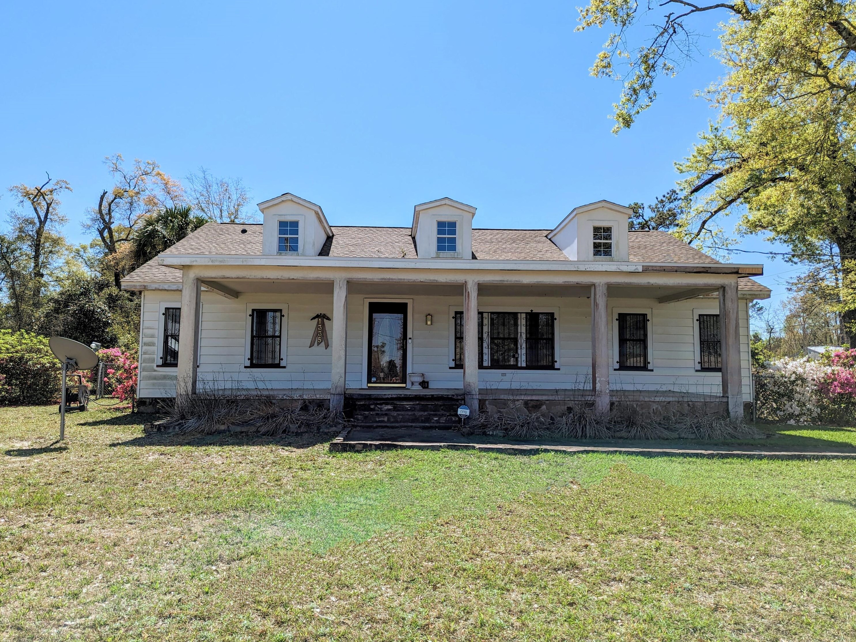 1335 Old Bonifay Rd, Sunny Hills, FL 32428
