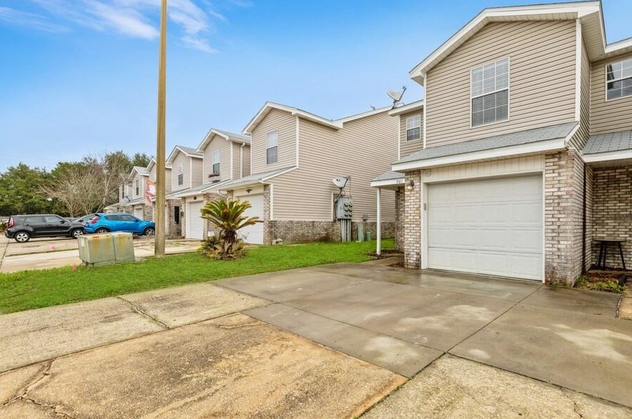 501 Keystone Rd, Mary Esther, FL 32569-1506