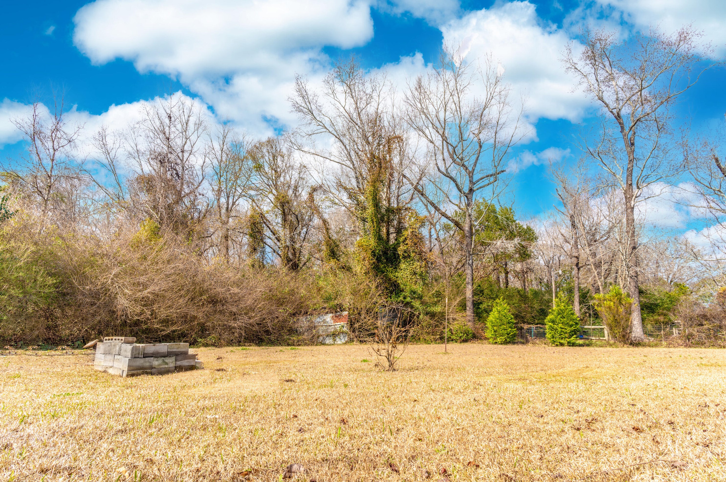 140 Jones Rd, Crestview FL  32536-2153 exterior