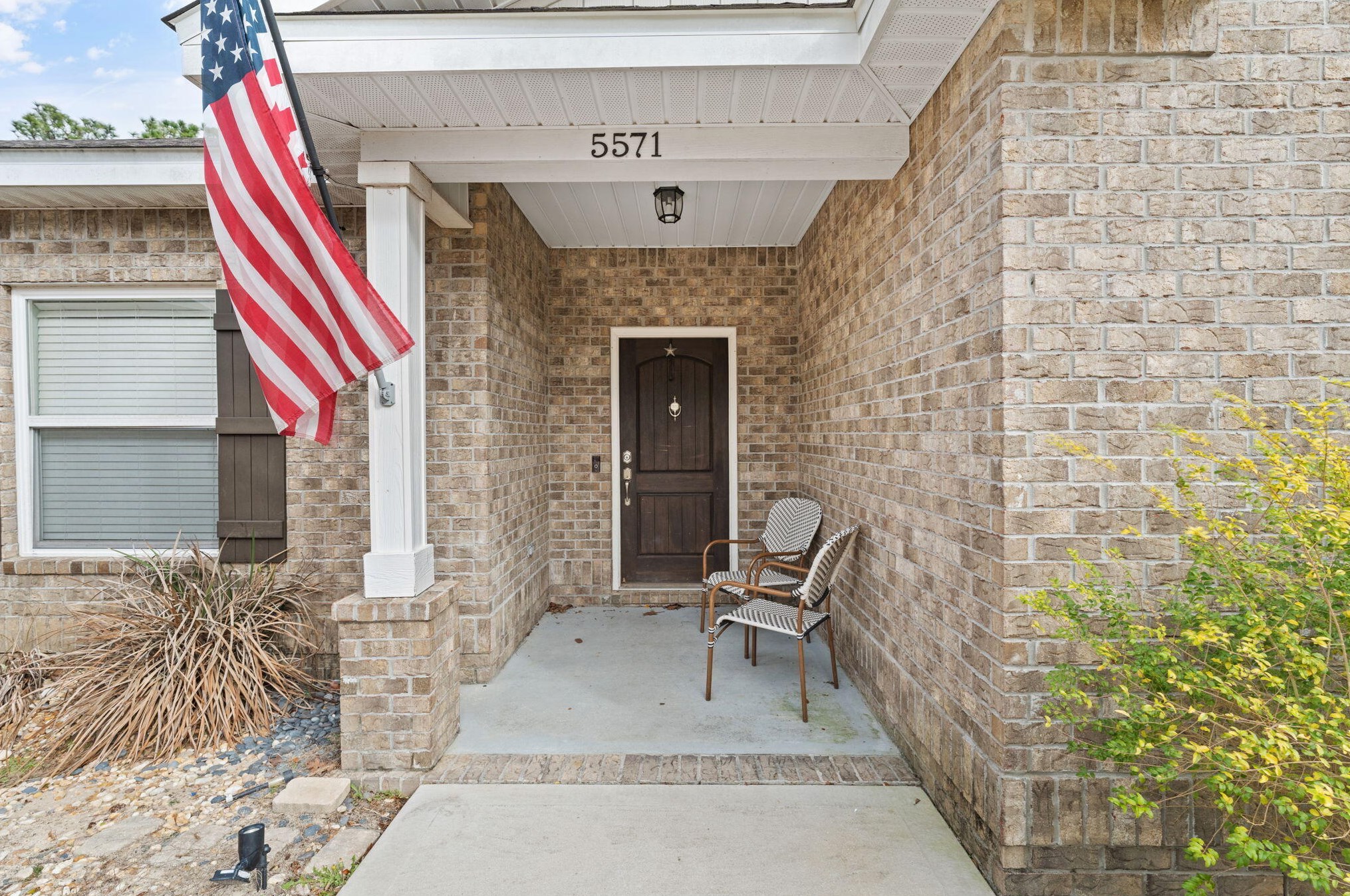 5571 Galaxy Dr, Crestview, FL 32539