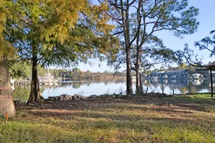 404 Seville Cir, Niceville, FL 32578 - Photo 1