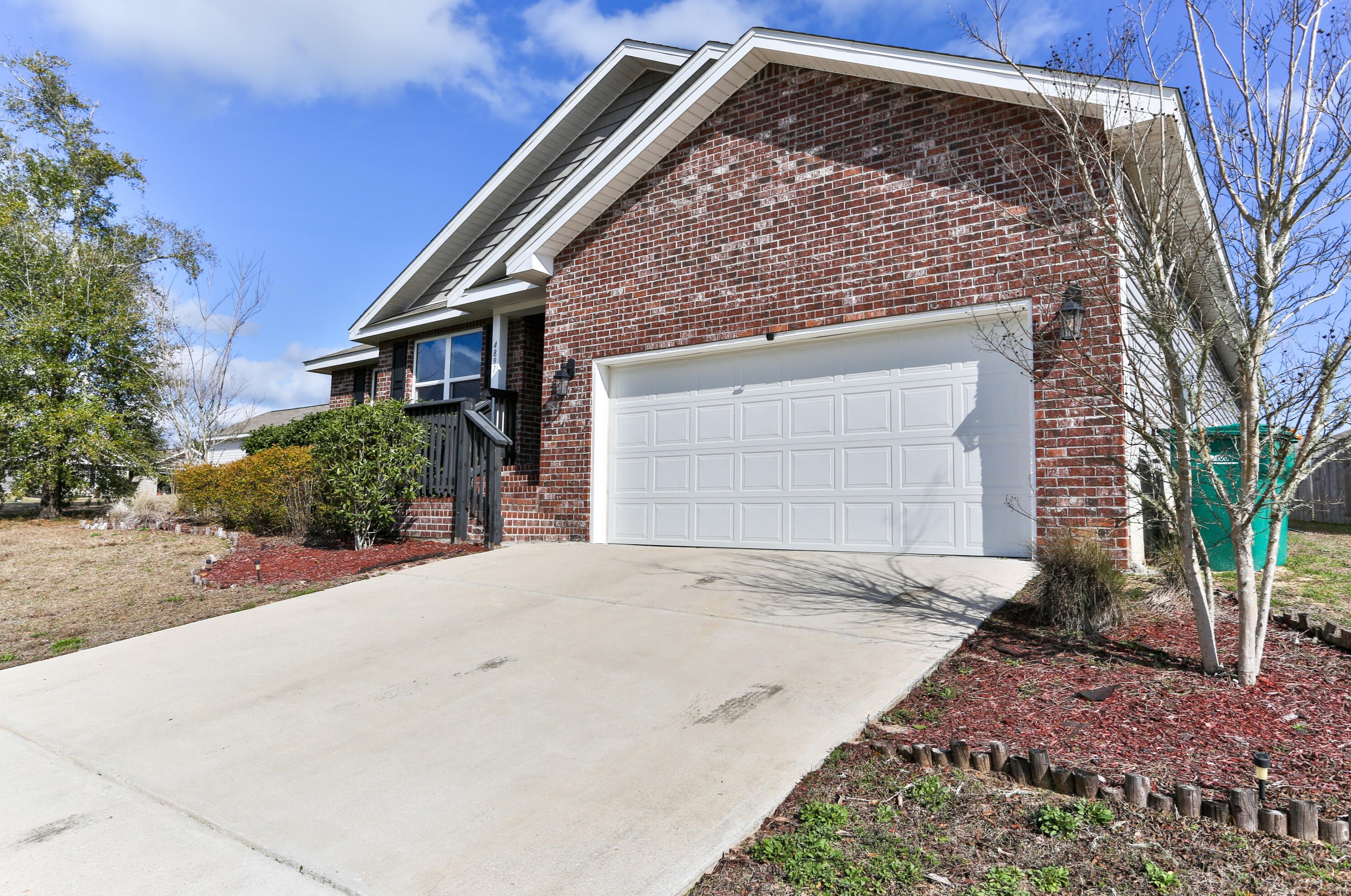 4891 Kensington Ln, Crestview, FL 32539-6327