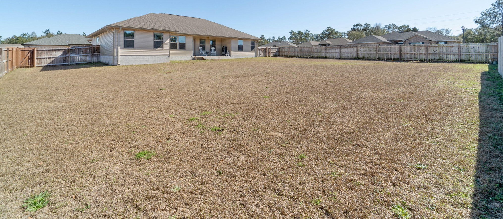 3633 Ranch Dr, Crestview FL  32539-9527 exterior
