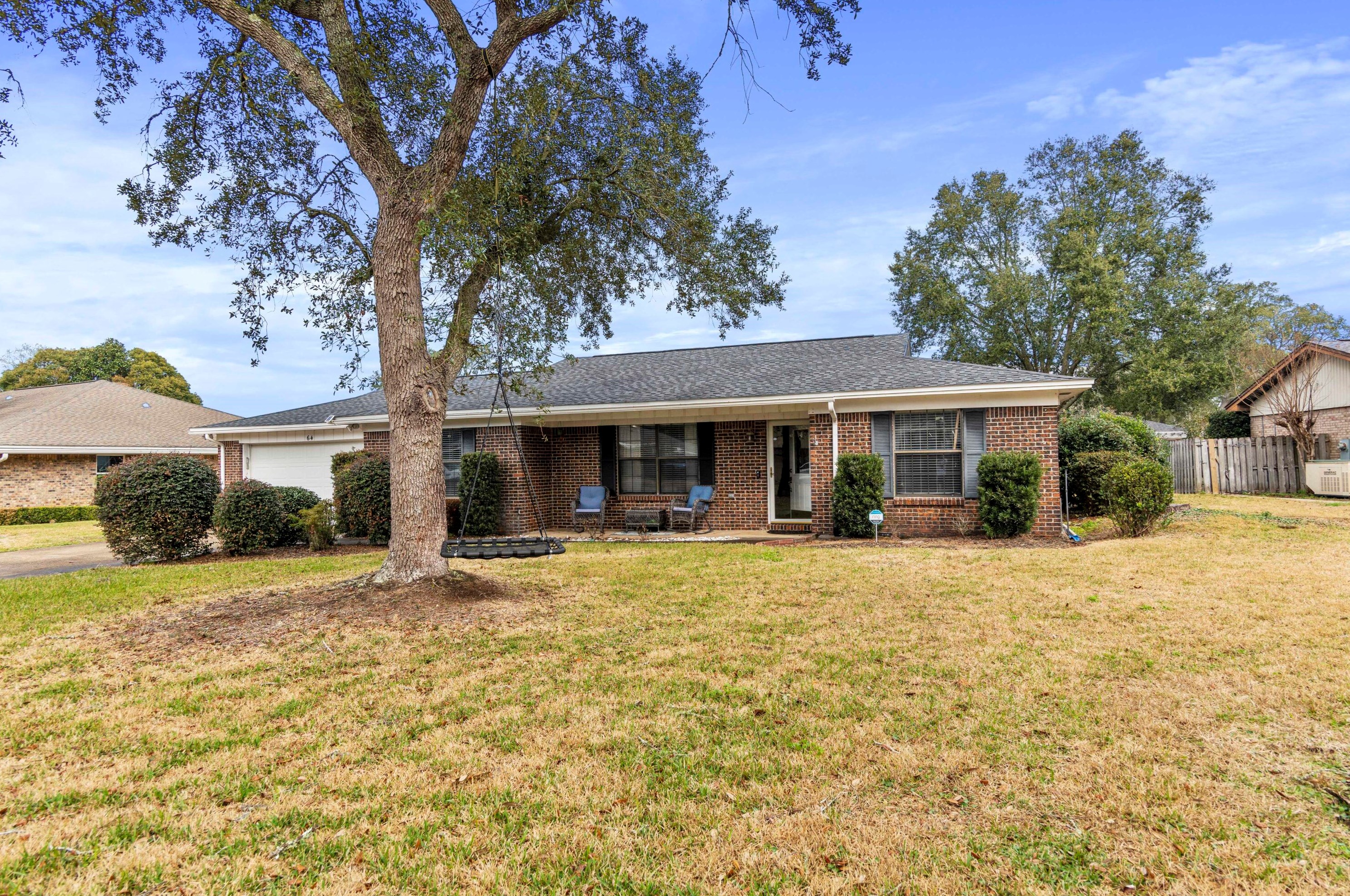 64 Lake Lorraine Cir, Shalimar, FL 32579