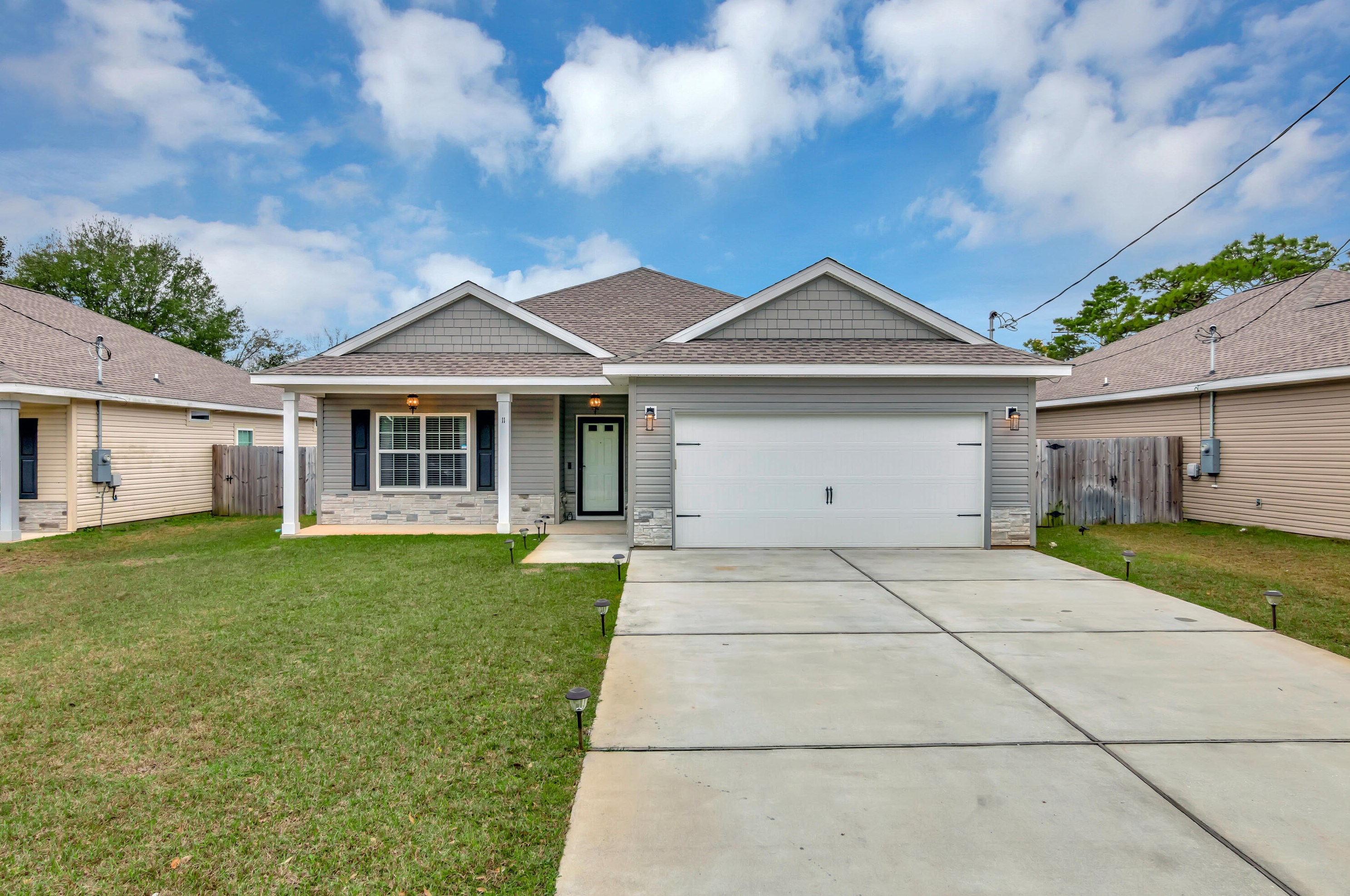 11 Flamenco St, Mary Esther FL  32569-1516 exterior