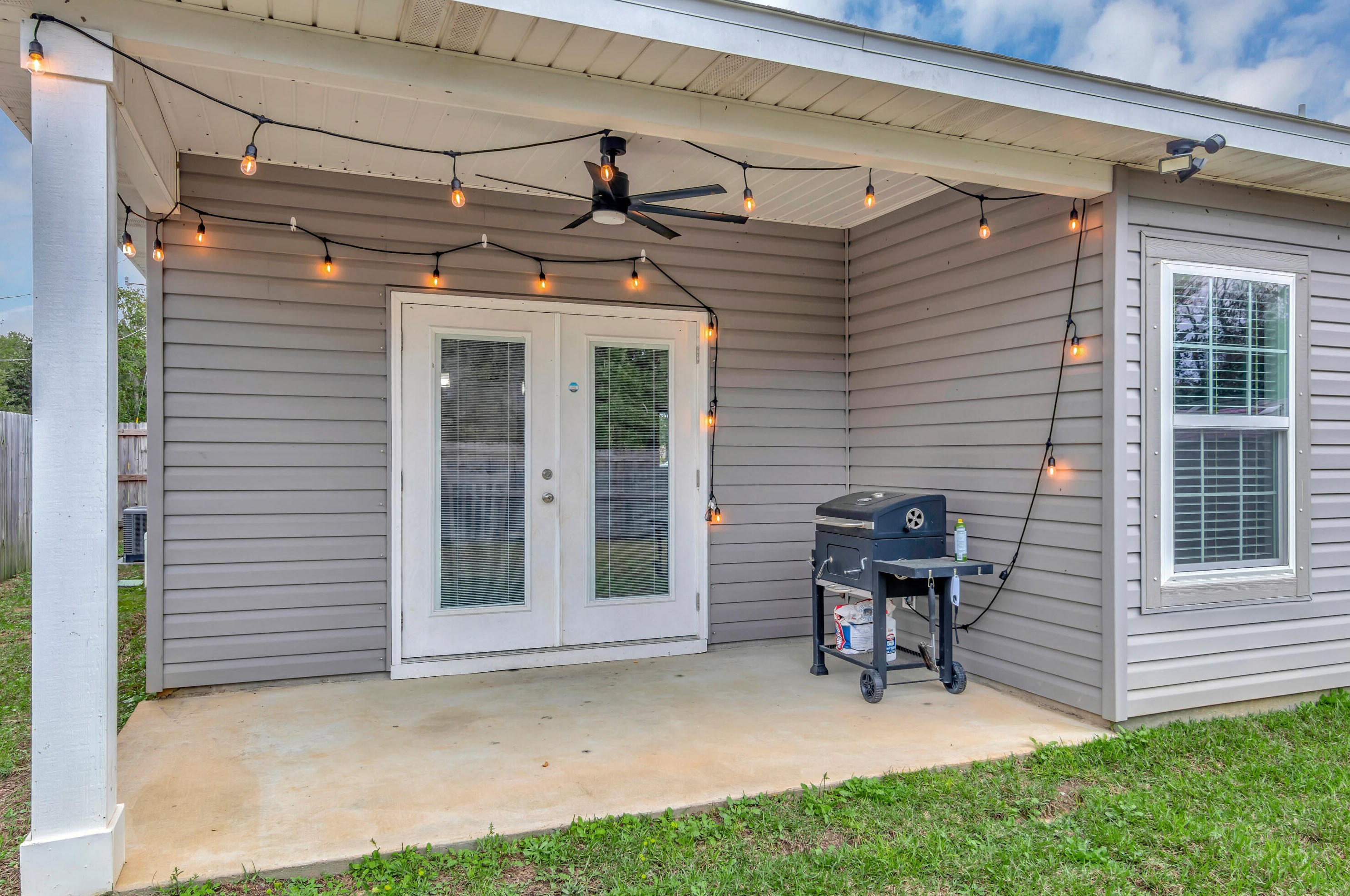 11 Flamenco St, Mary Esther FL  32569-1516 exterior