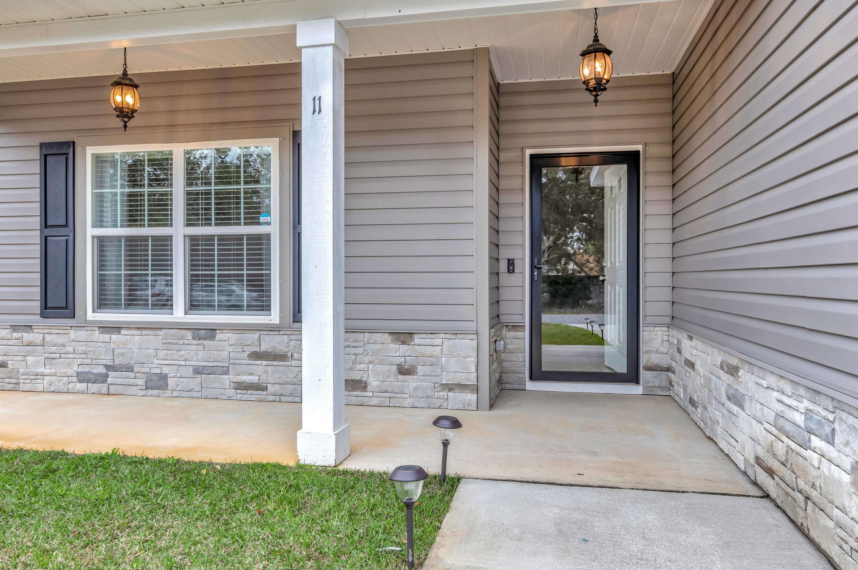 11 Flamenco St, Mary Esther FL  32569-1516 exterior
