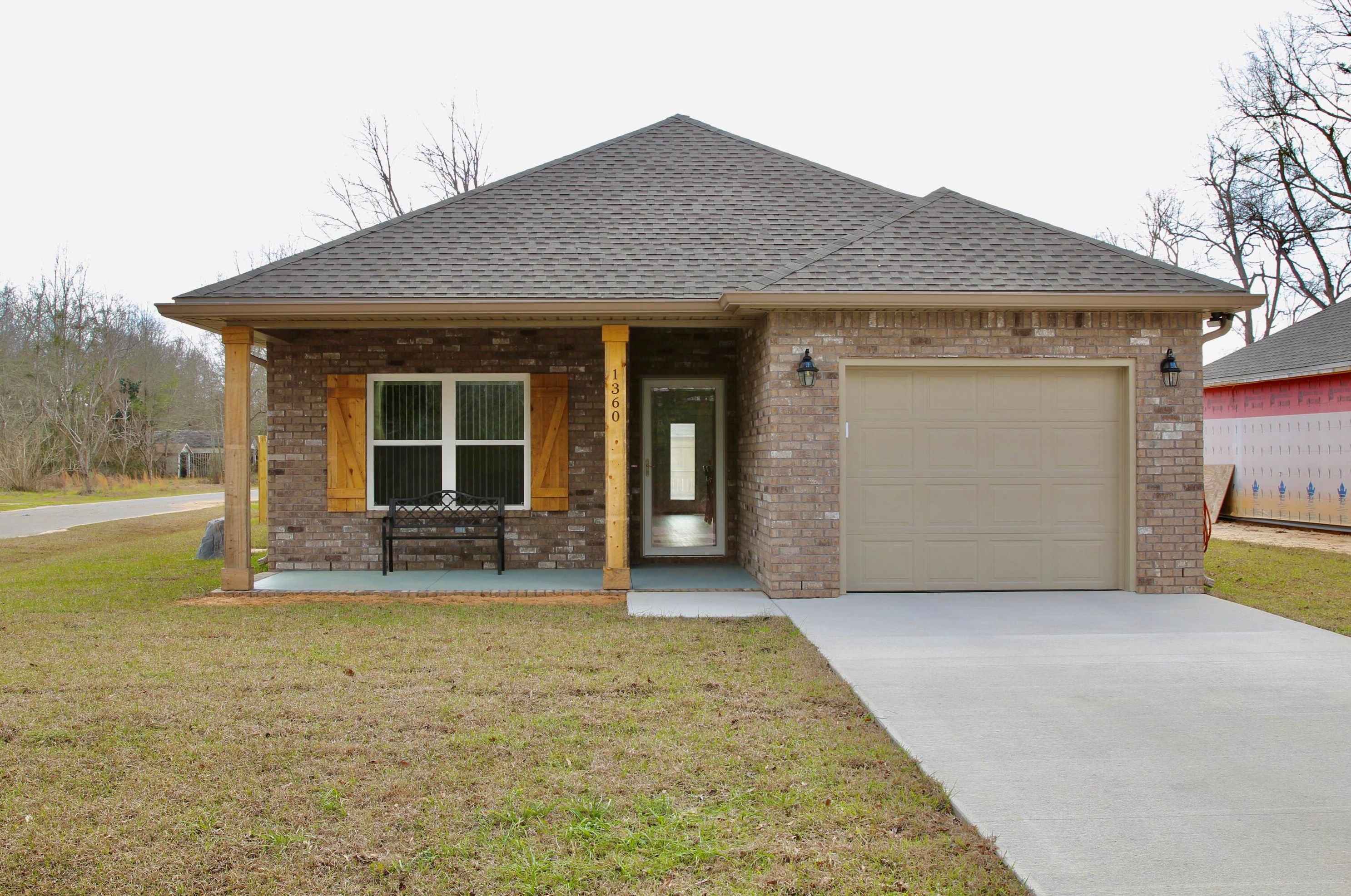 1360 Georgia Ave, Crestview, FL 32531