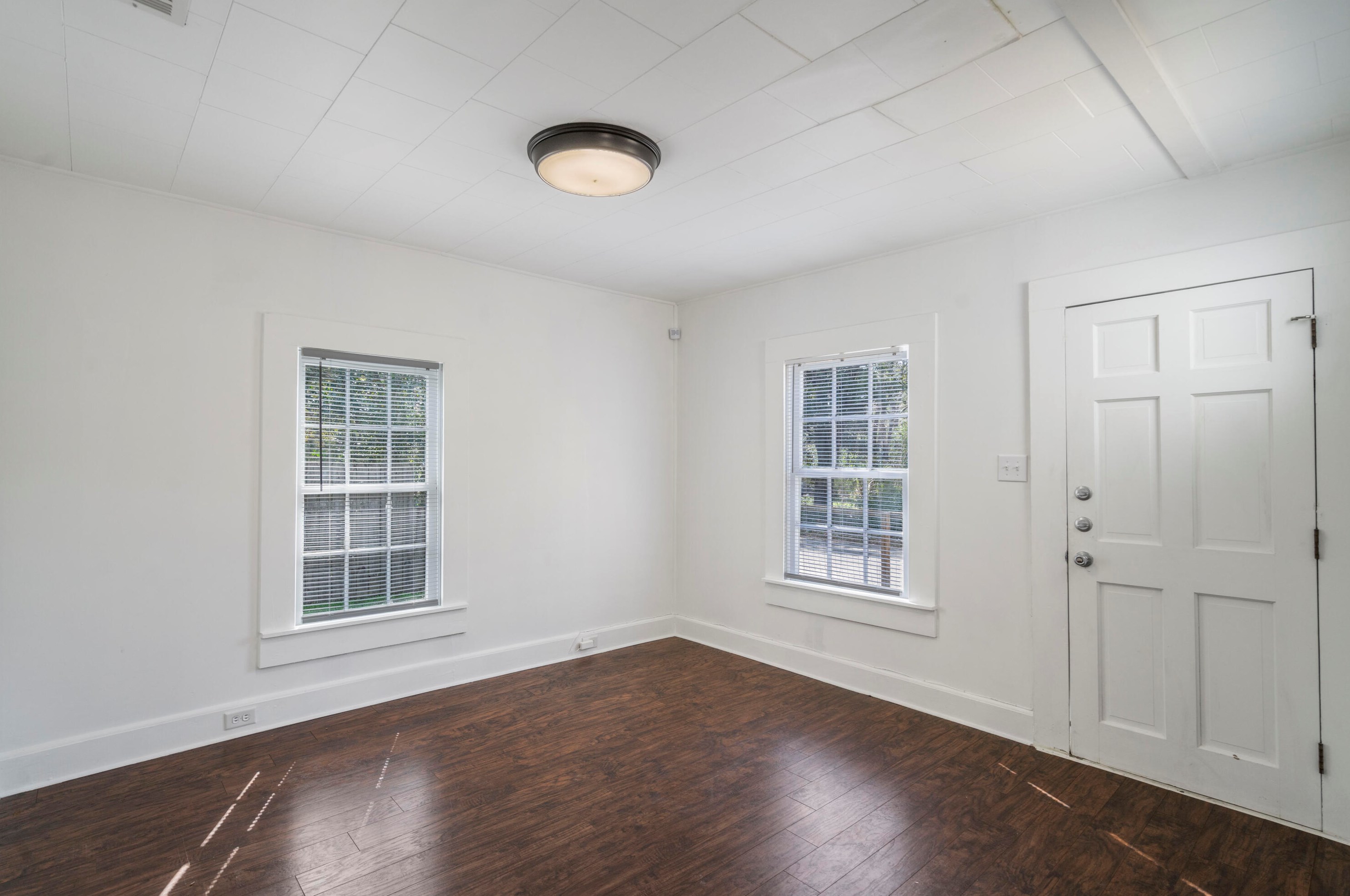 383 Booker St, Crestview, FL 32536-4001