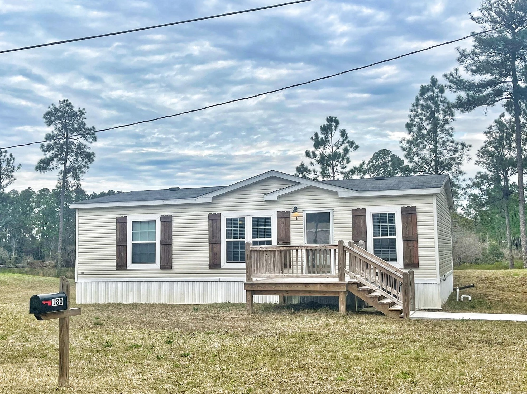 180 Lake Rosemary Ct, Defuniak Springs, FL 32433