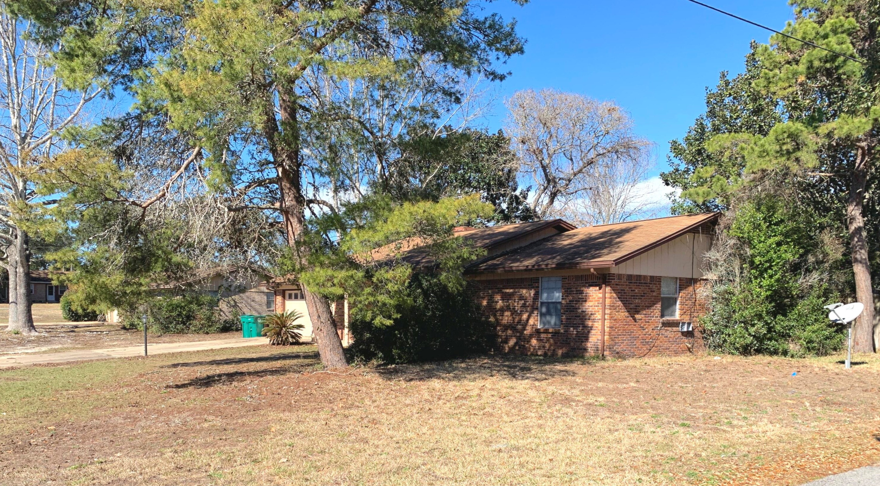 115 11th Ave, Shalimar, FL 32579