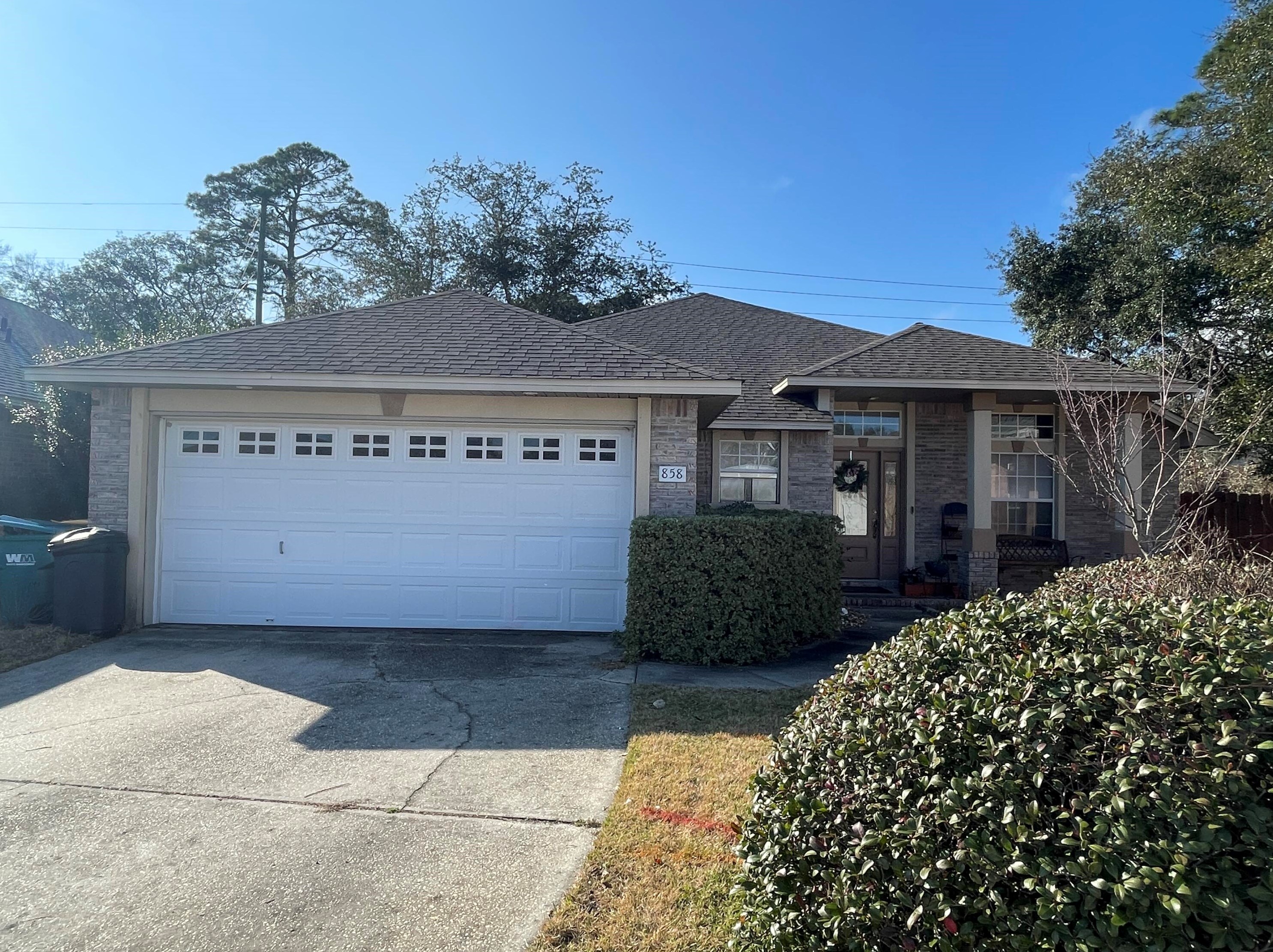 858 Van Dyke Dr, Shalimar, FL 32579