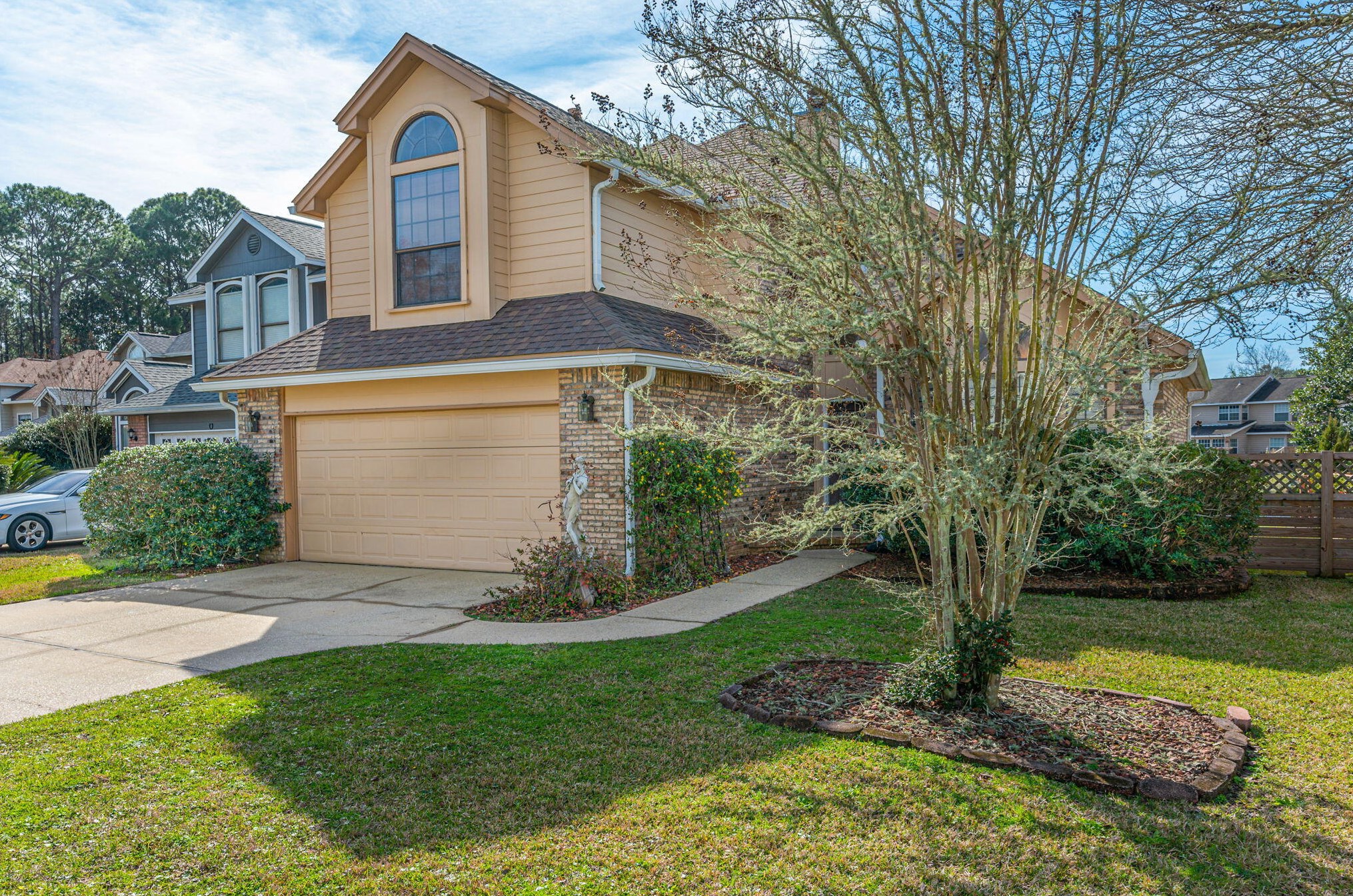 2005 Mistral Ln, Fort Walton Beach, FL 32547-7018