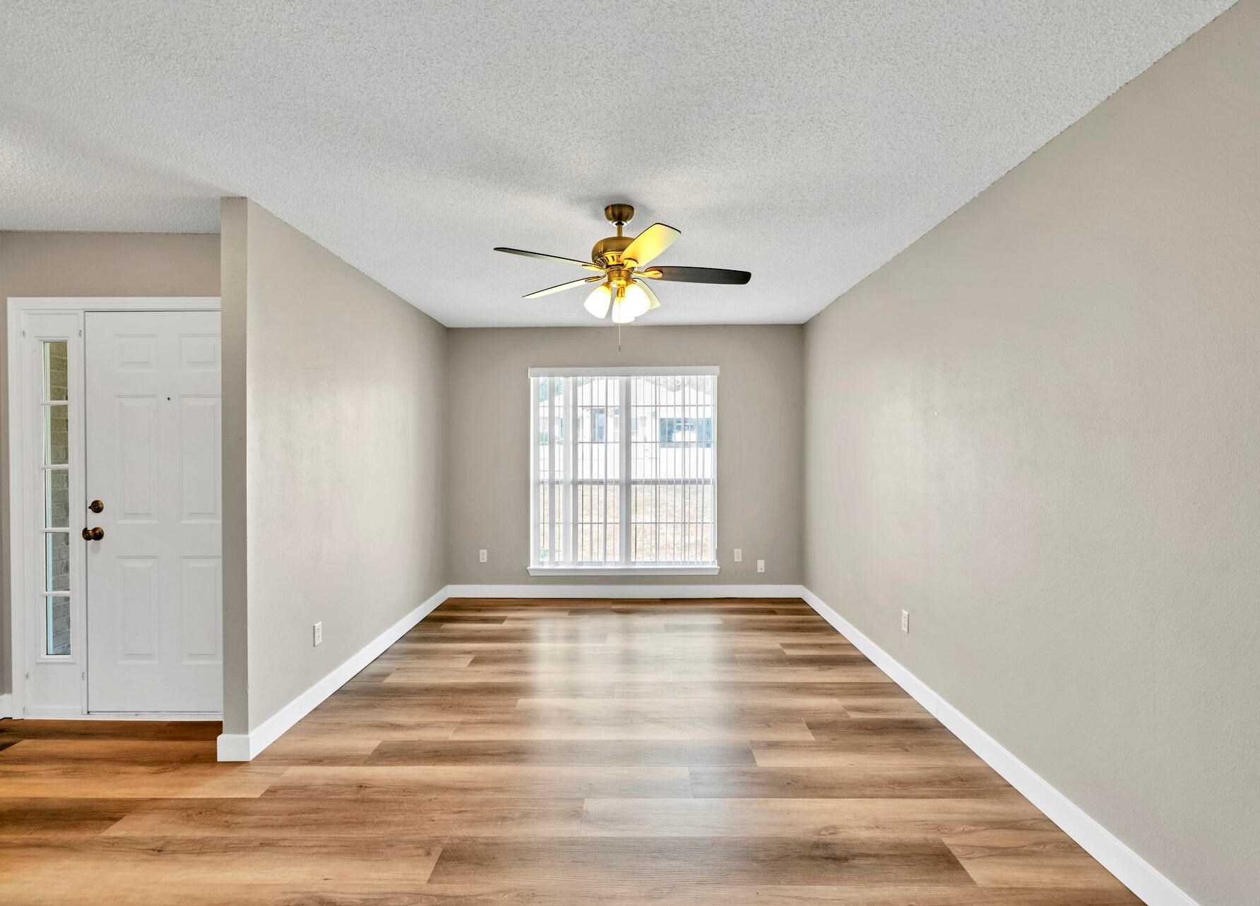 5130 Whitehurst Ln, Crestview FL  32536-2205 exterior