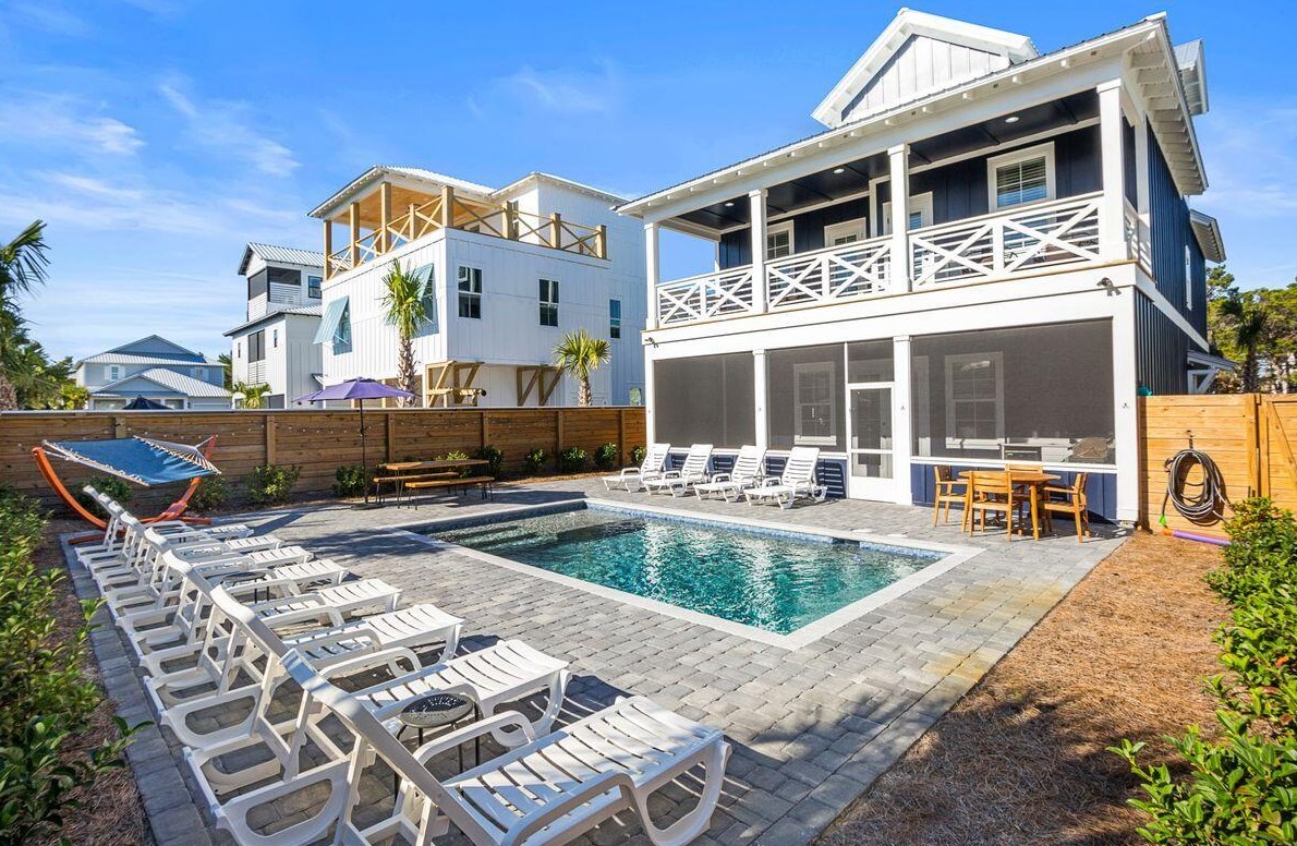 45 Penelope St, Destin, FL 32550