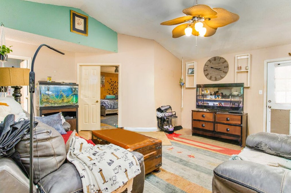 5912 Savannah Dr, Milton, FL 32570
