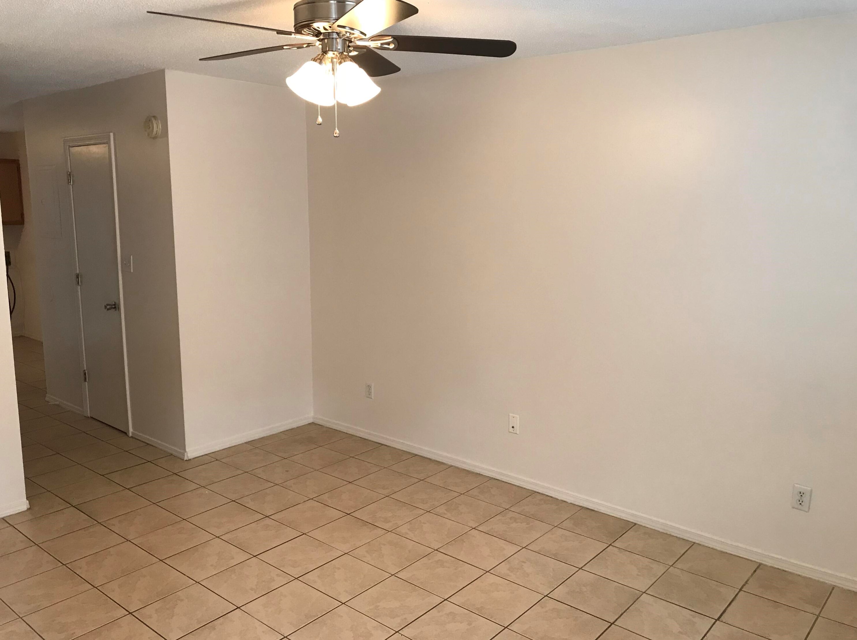 27 Se Alder Ave Se #a, Fort Walton Beach, FL 32548