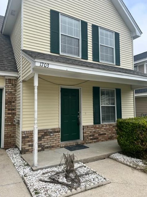 1703 Colonial Ct, Fort Walton Beach, FL 32547