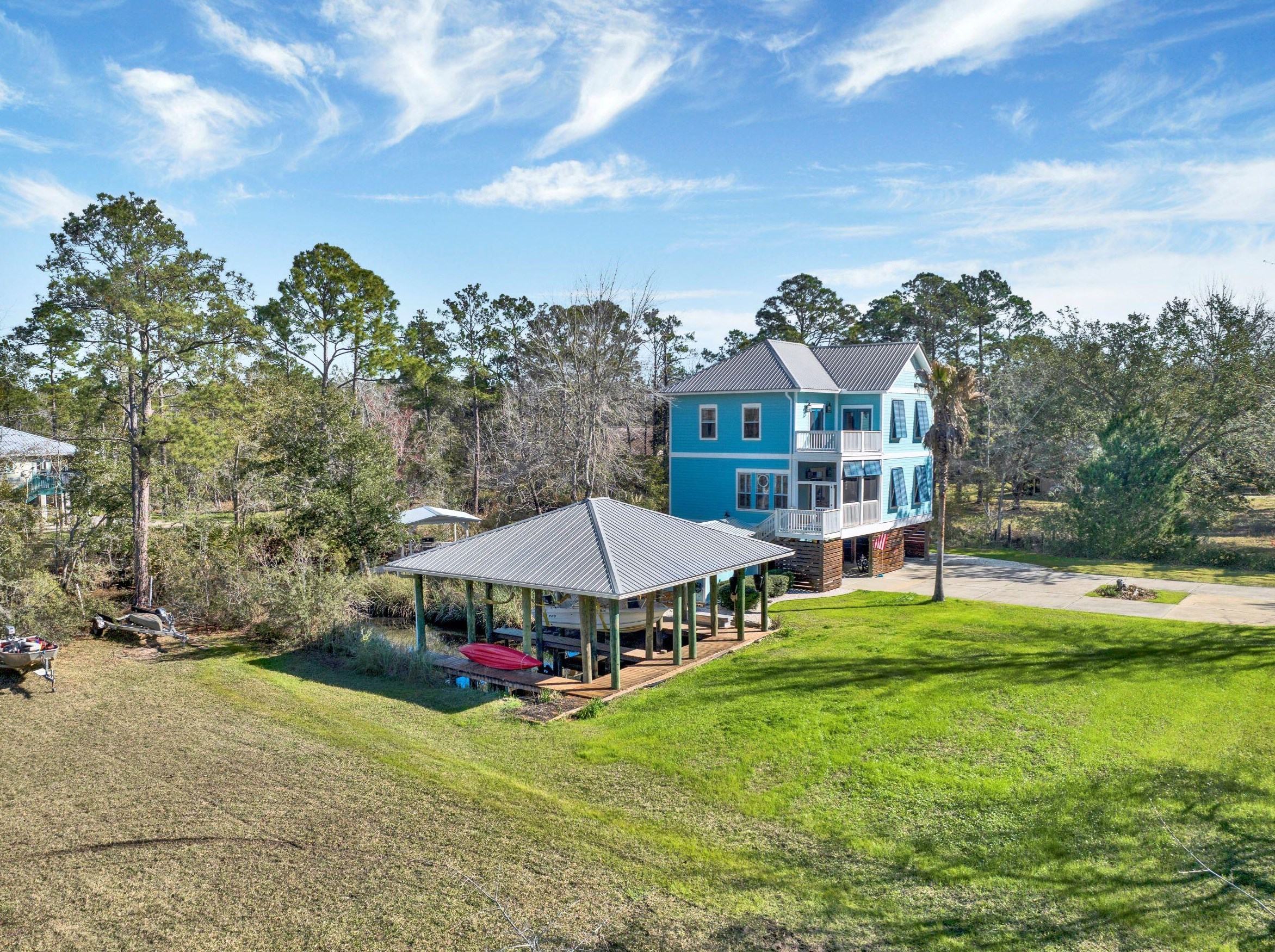 504 Pitts Bayshore Dr, Freeport, FL 32439