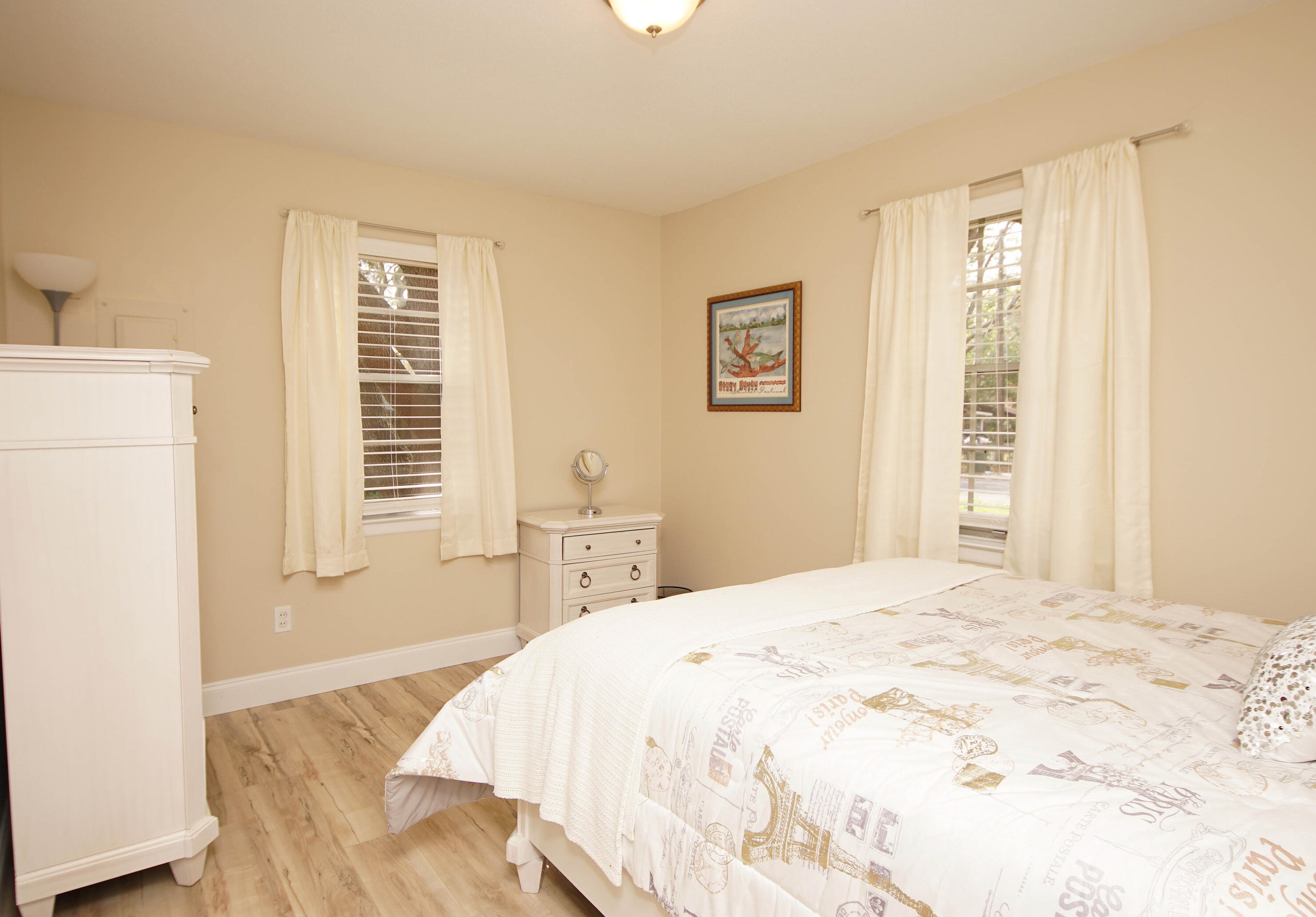 140 Robinwood Dr, Fort Walton Beach FL  32548-4365 exterior