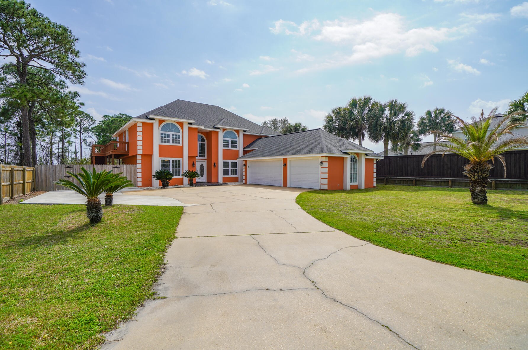 433 Emerald Pointe Dr, Mary Esther, FL 32569-2720